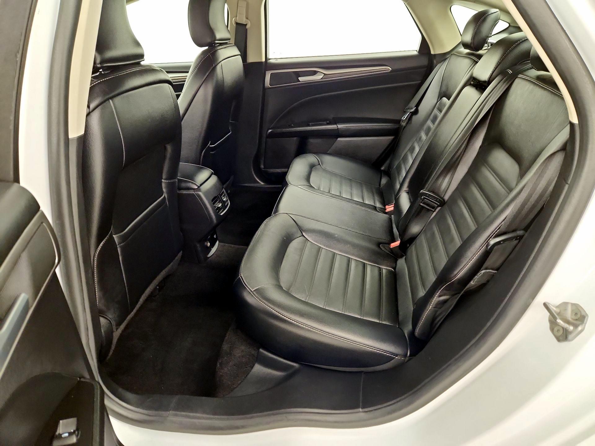 Thumbnail: 2018 Ford Fusion - 19