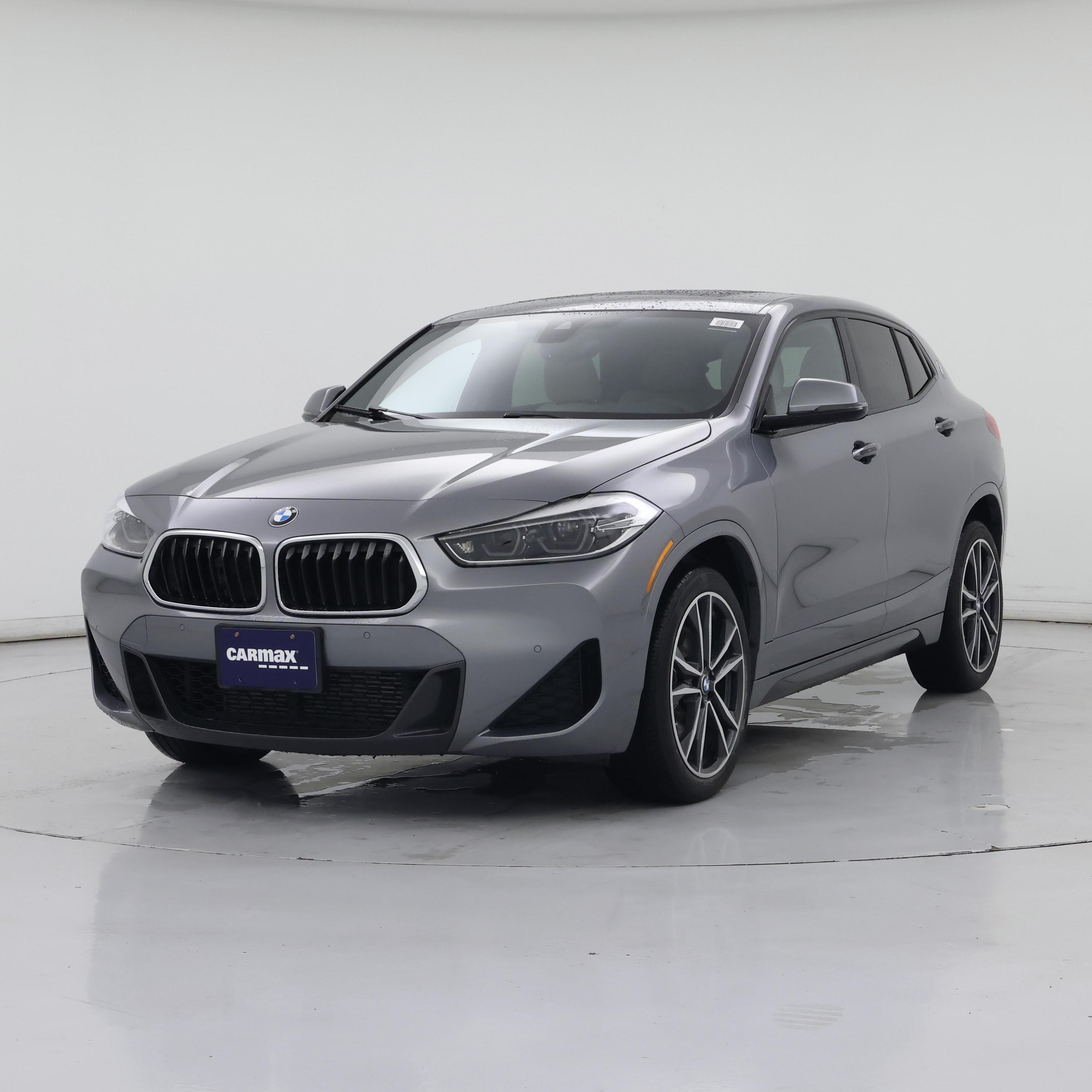 Thumbnail: 2023 BMW X2 - 4