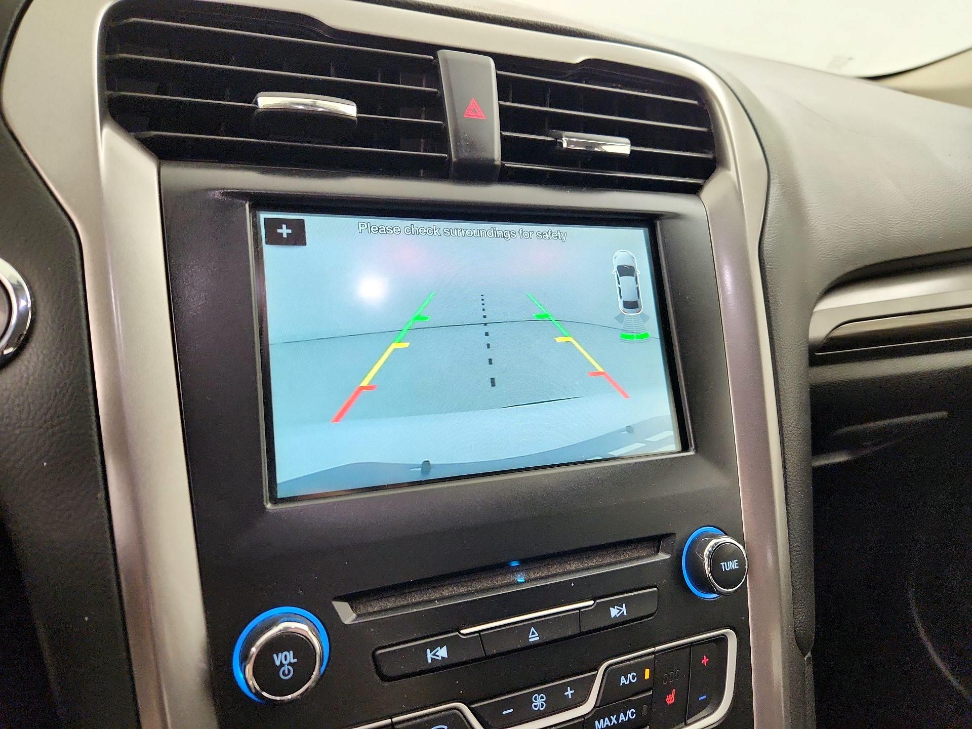 Thumbnail: 2018 Ford Fusion - 14