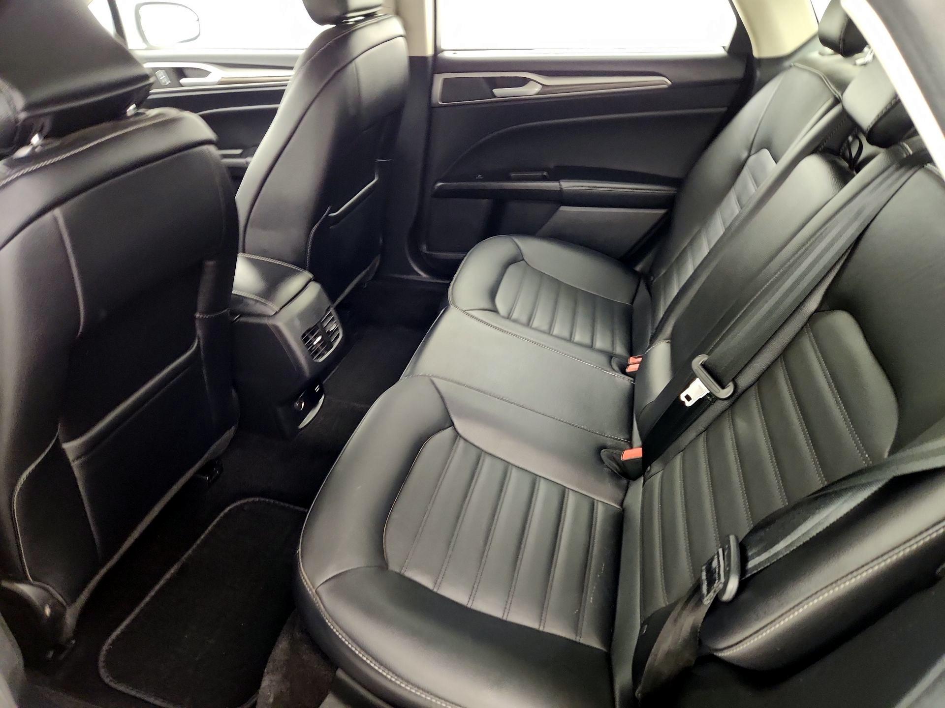 Thumbnail: 2018 Ford Fusion - 19