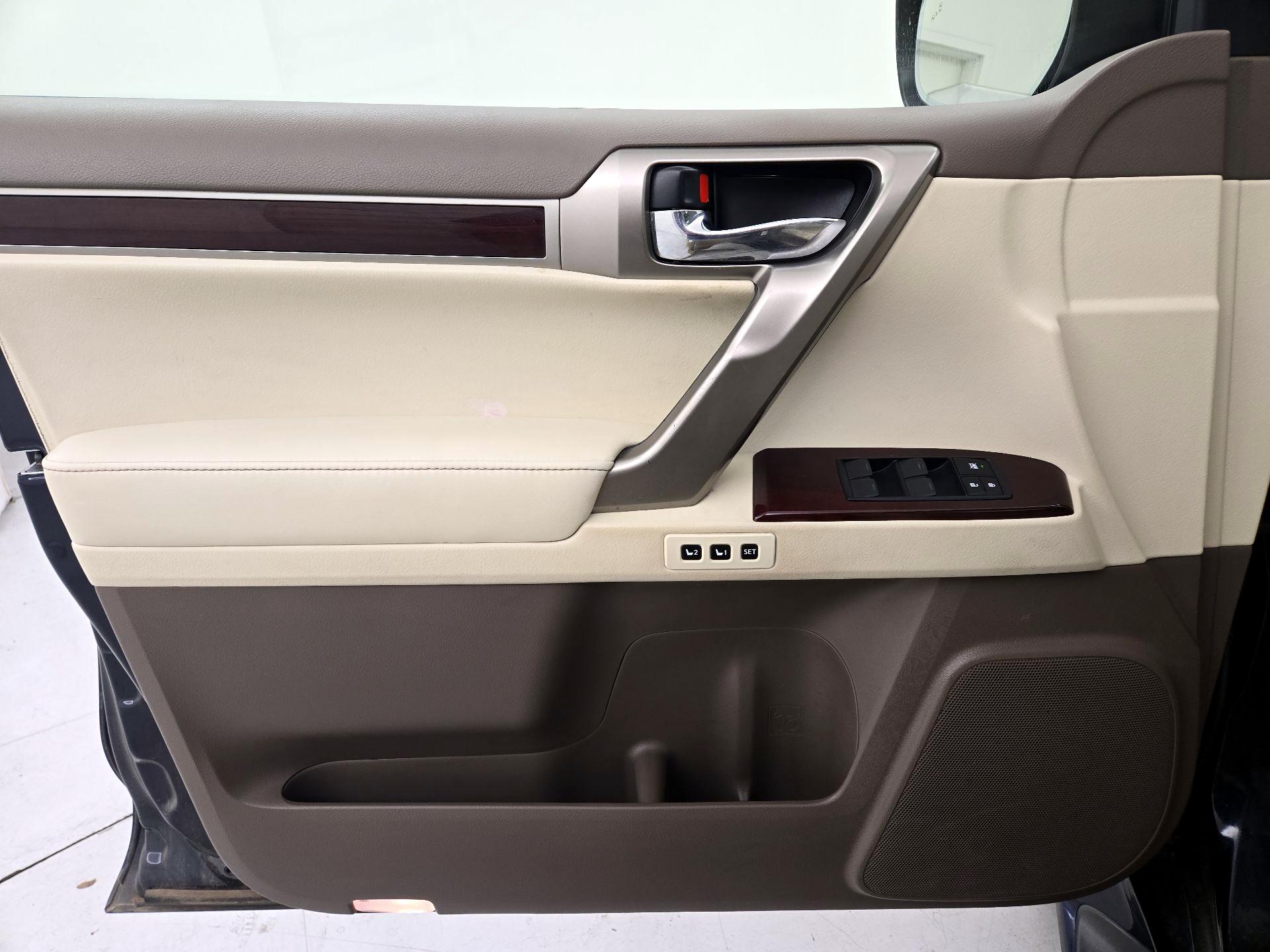 Thumbnail: 2018 Lexus GX - 12