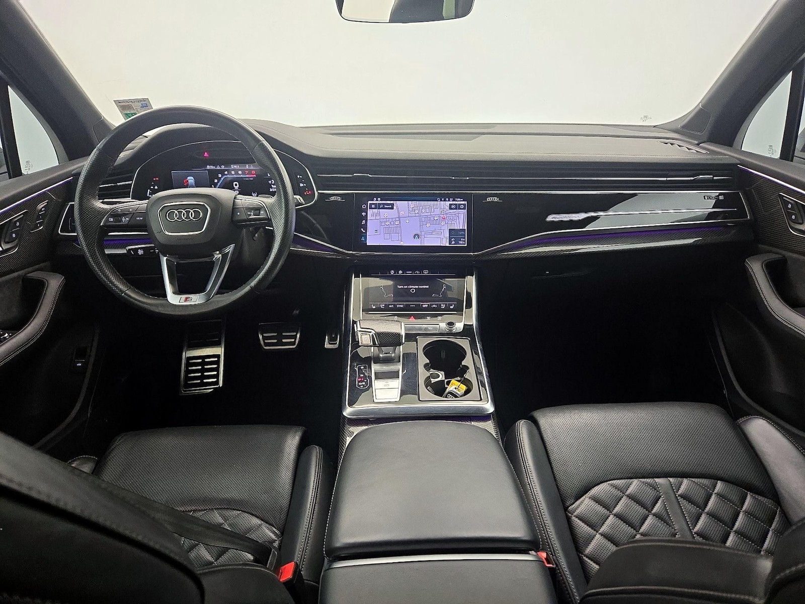 2024 Audi SQ7 Premium Plus - Photo 10