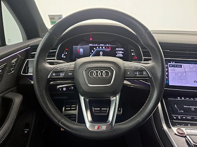Steering Wheel & Instrument Cluster (On)