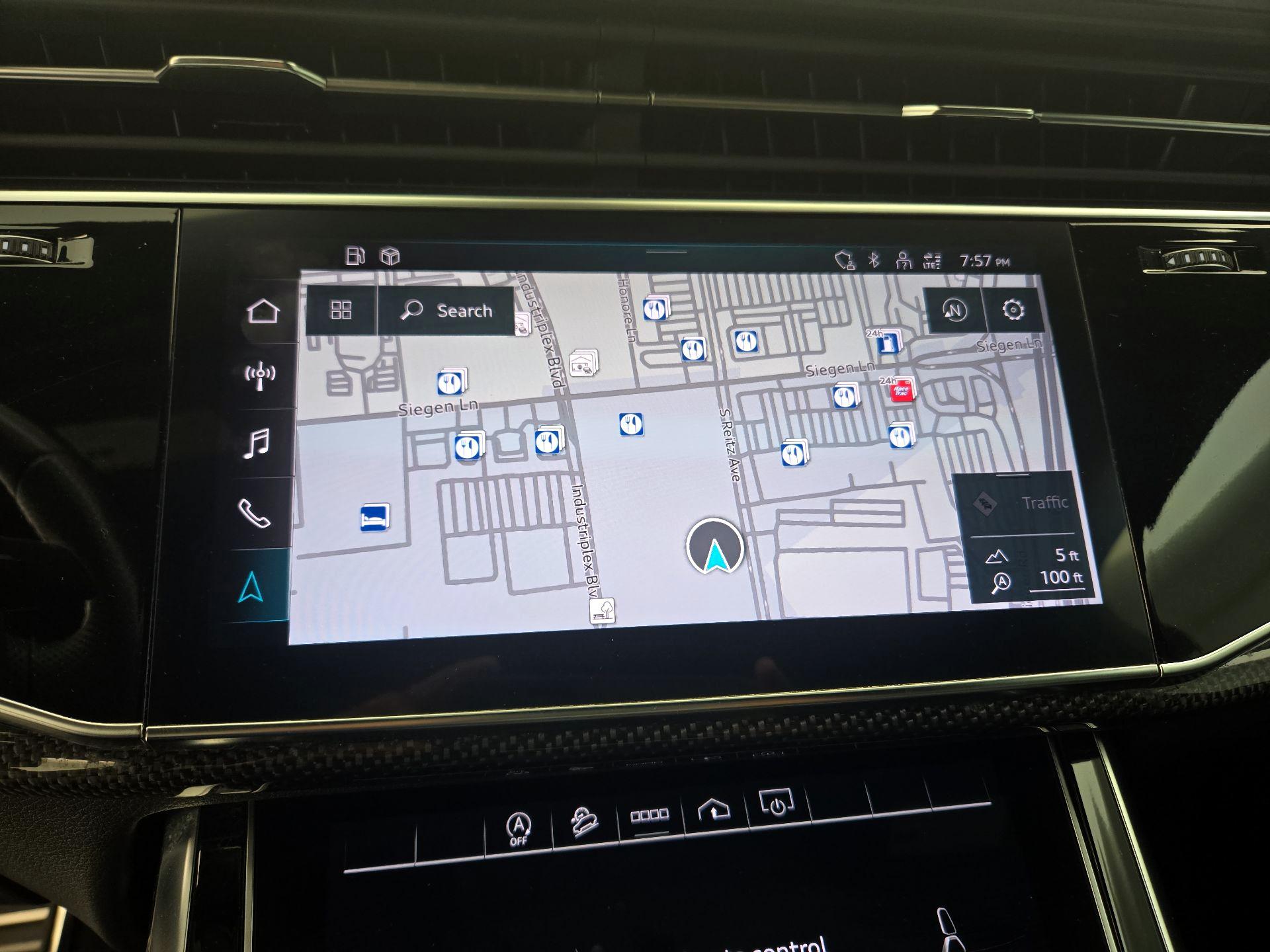 Thumbnail: 2024 Audi SQ7 - 14