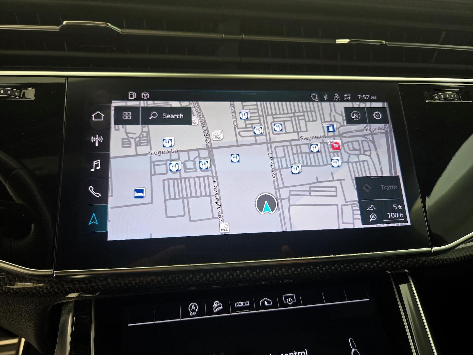 2024 Audi SQ7 Premium Plus - Photo 15