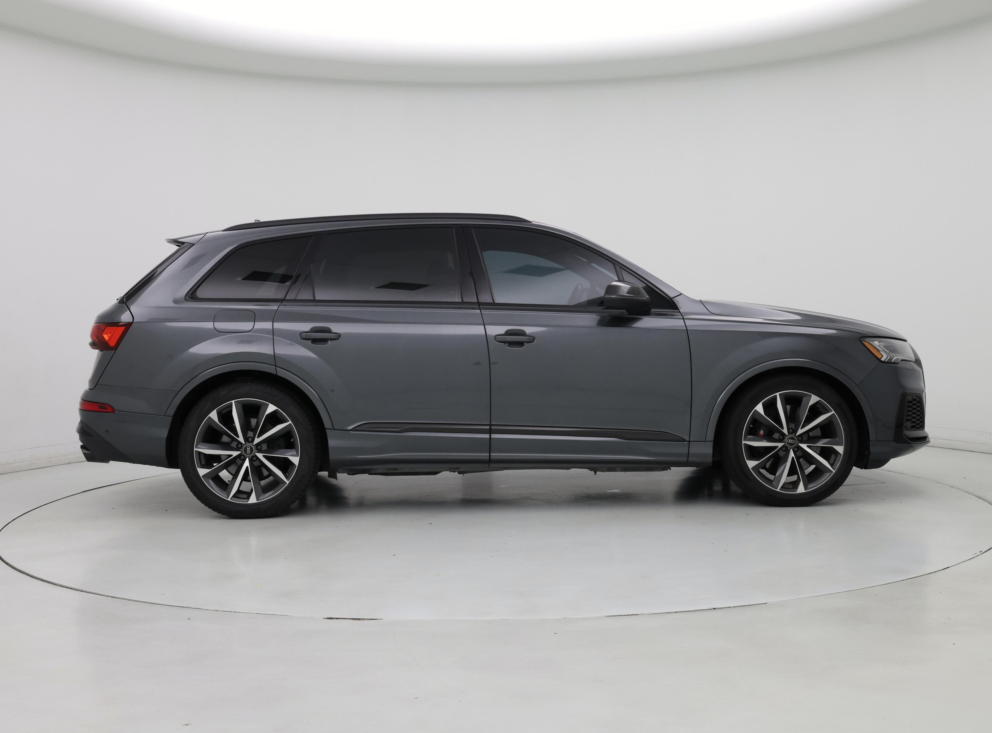 Thumbnail: 2024 Audi SQ7 - 7