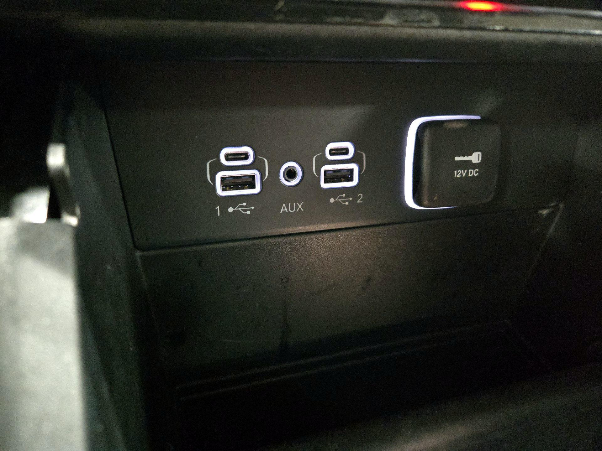 Thumbnail: 2023 Jeep Grand Cherokee - 18