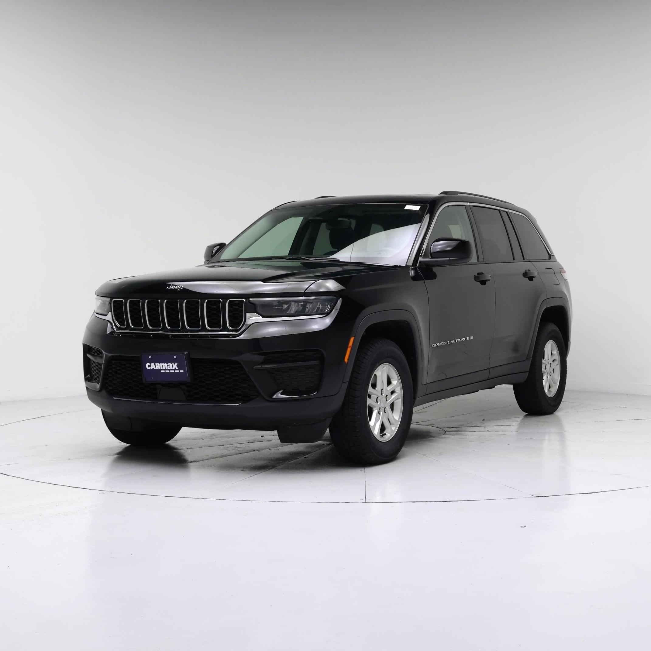 Thumbnail: 2023 Jeep Grand Cherokee - 4