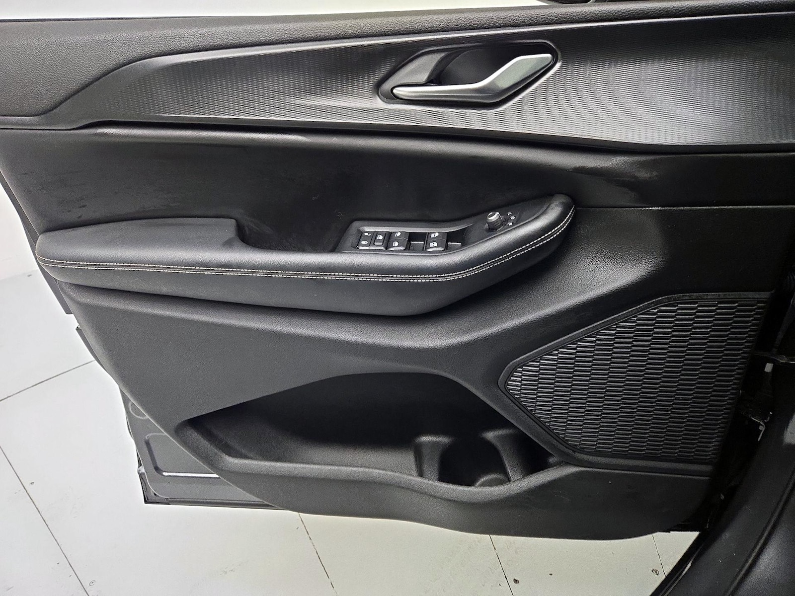 2023 Jeep Grand Cherokee Altitude - Photo 13