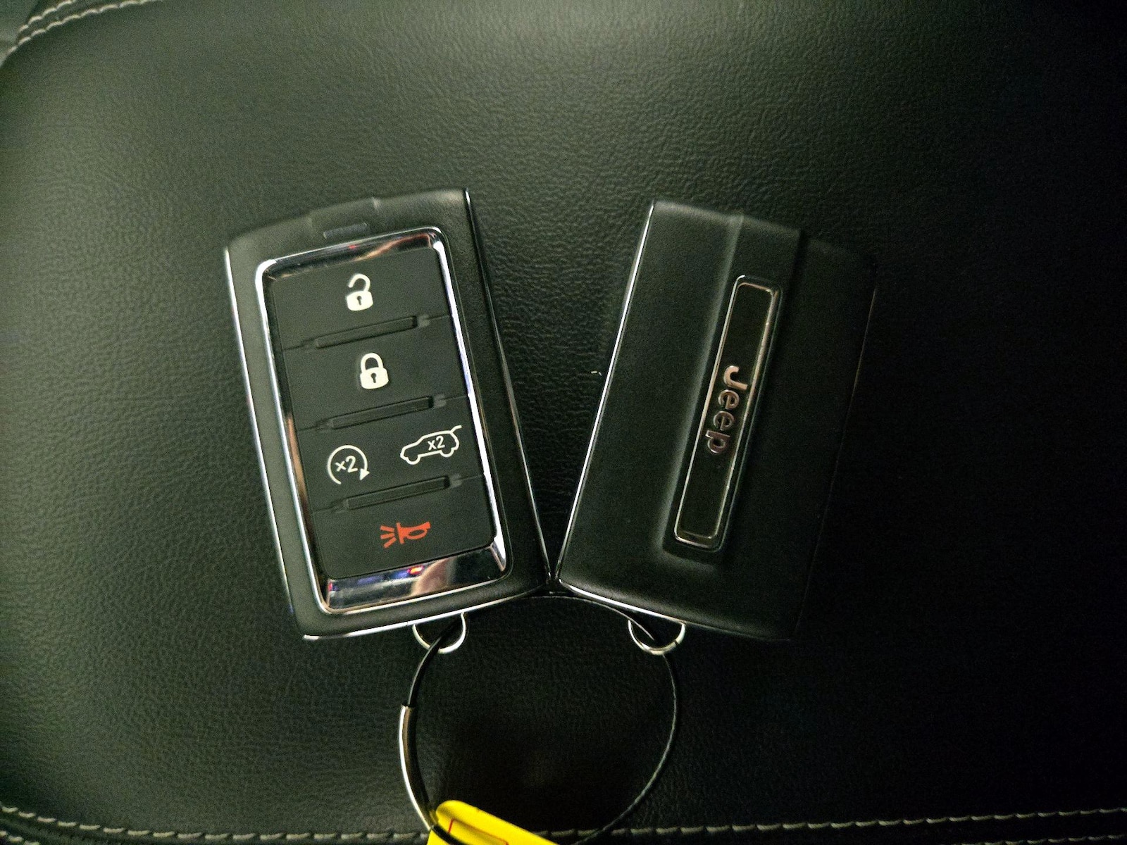 2023 Jeep Grand Cherokee Altitude - Photo 25