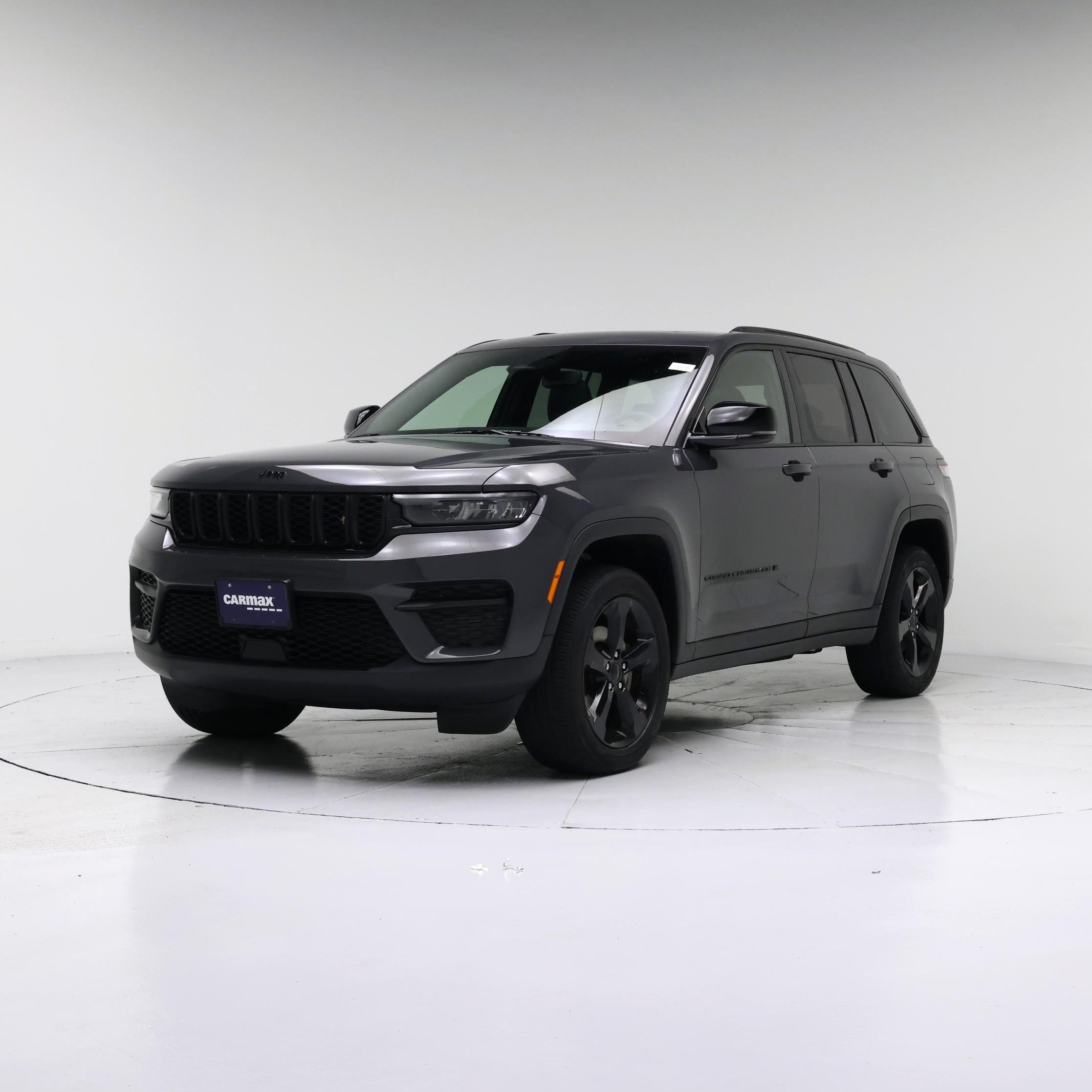 Thumbnail: 2023 Jeep Grand Cherokee - 4