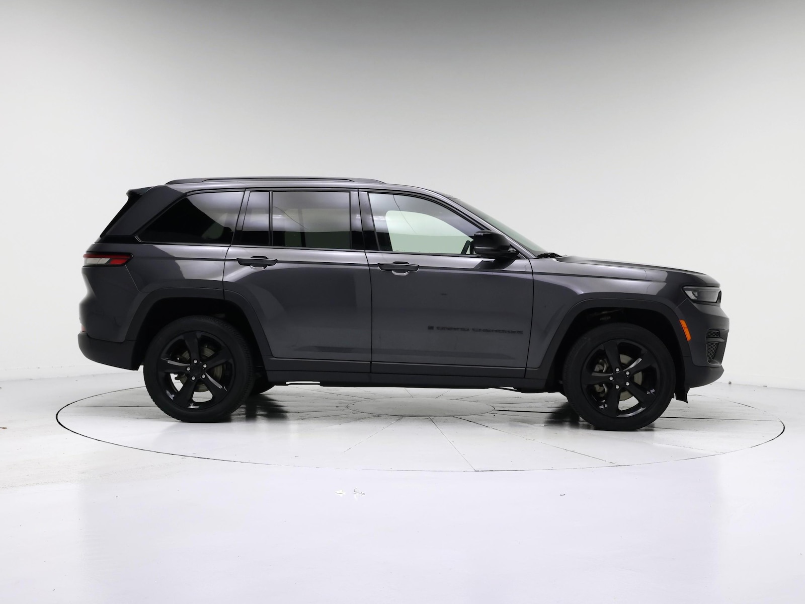 2023 Jeep Grand Cherokee Altitude - Photo 8