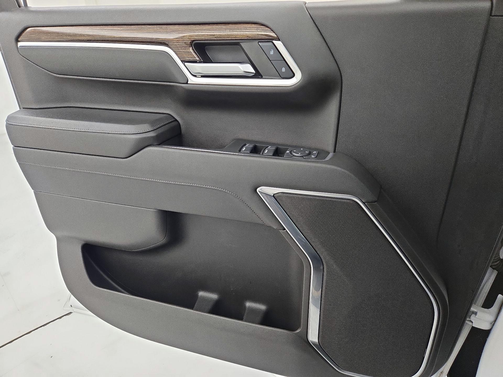 Thumbnail: 2024 GMC Sierra 1500 - 12