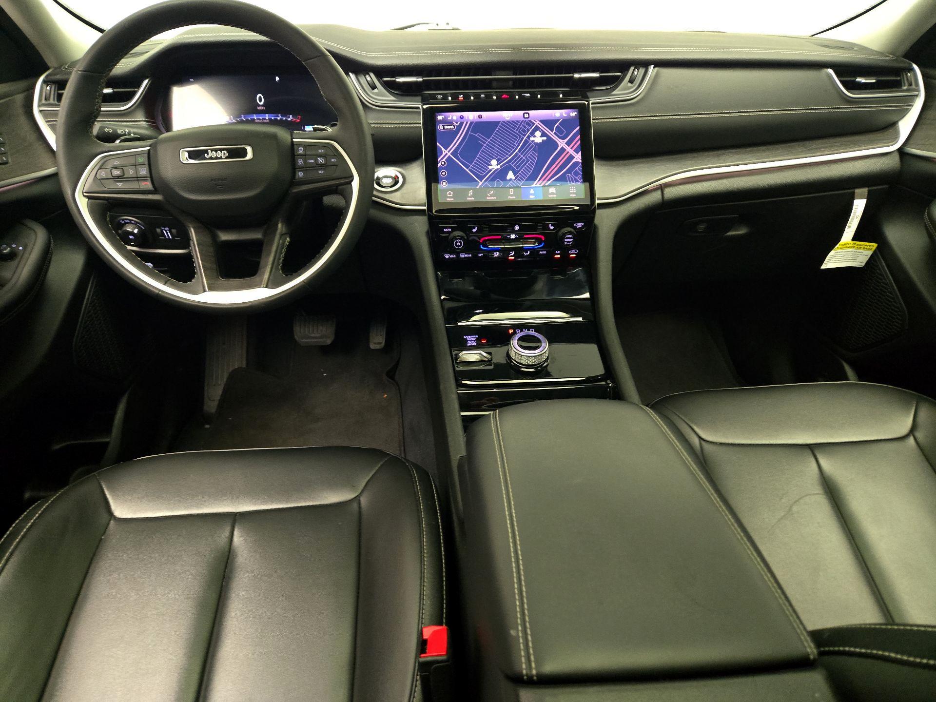 Thumbnail: 2023 Jeep Grand Cherokee - 9