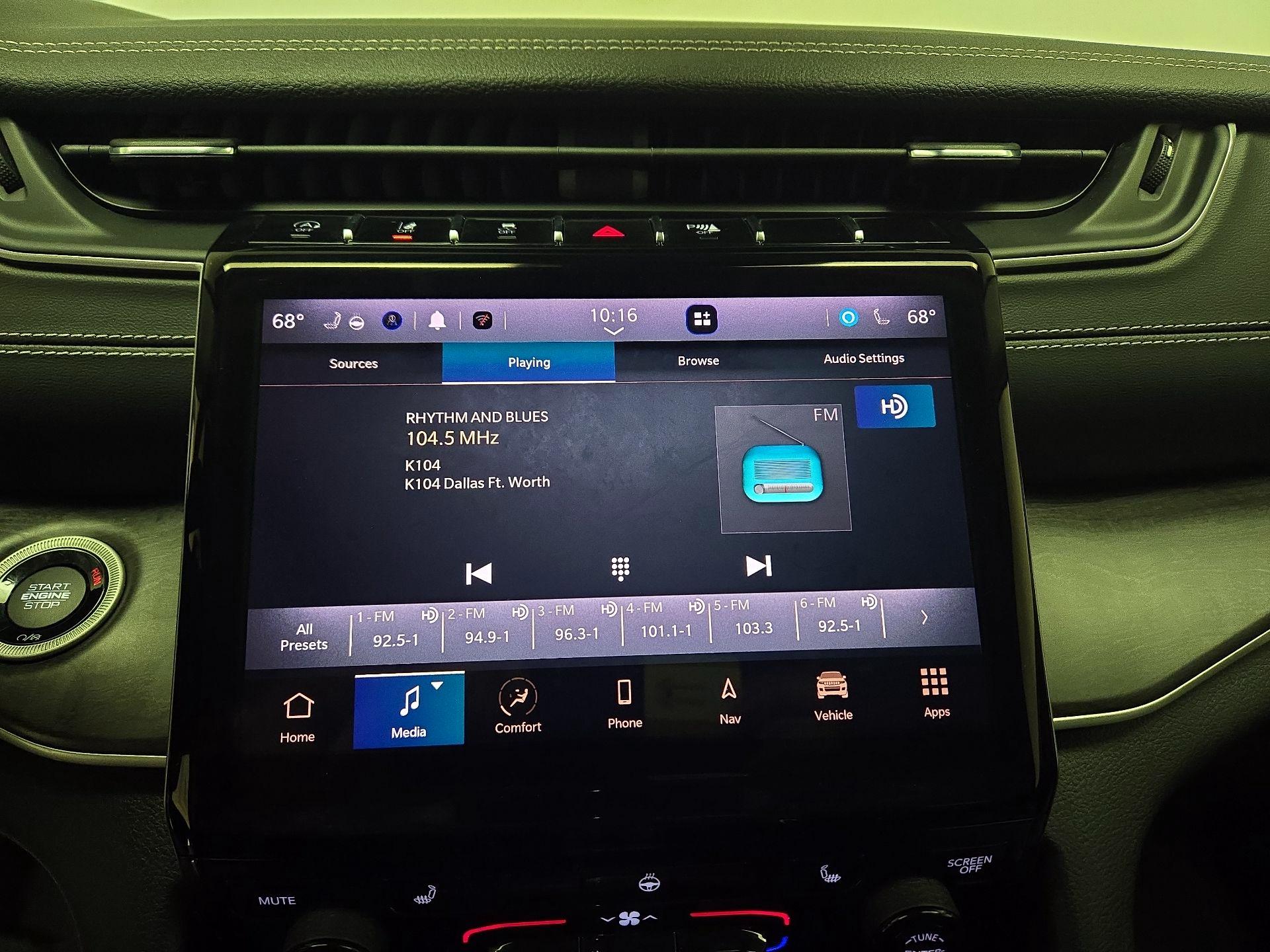 Thumbnail: 2023 Jeep Grand Cherokee - 15