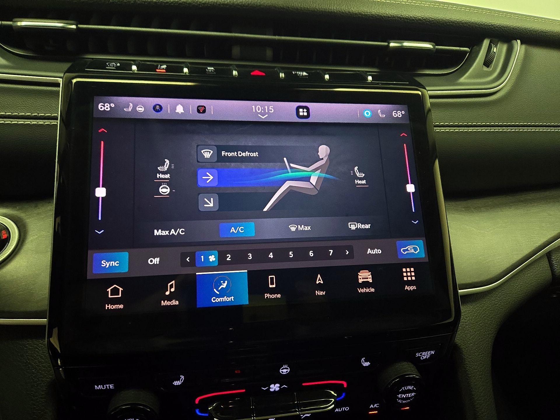 Thumbnail: 2023 Jeep Grand Cherokee - 16