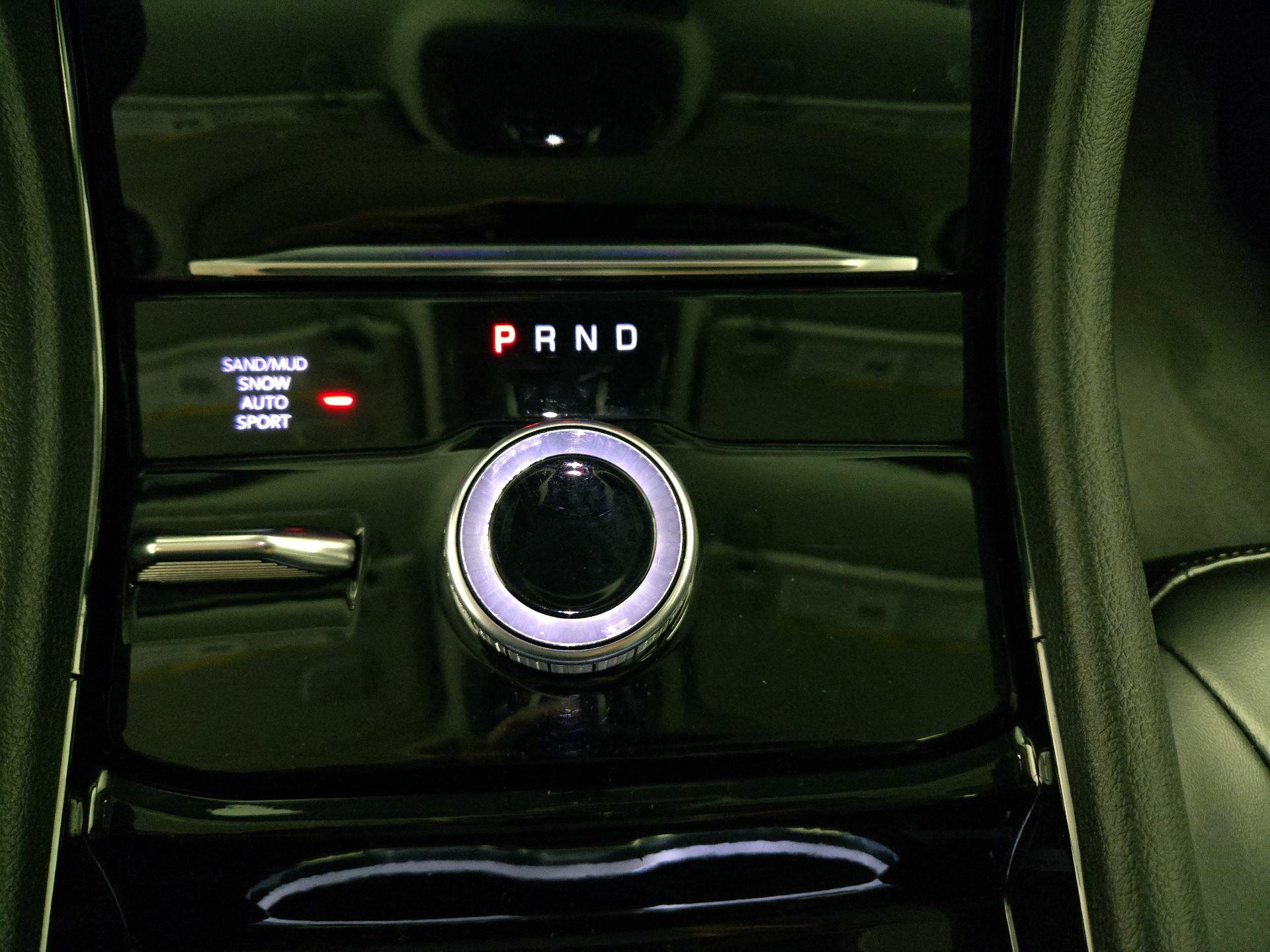 Thumbnail: 2023 Jeep Grand Cherokee - 17