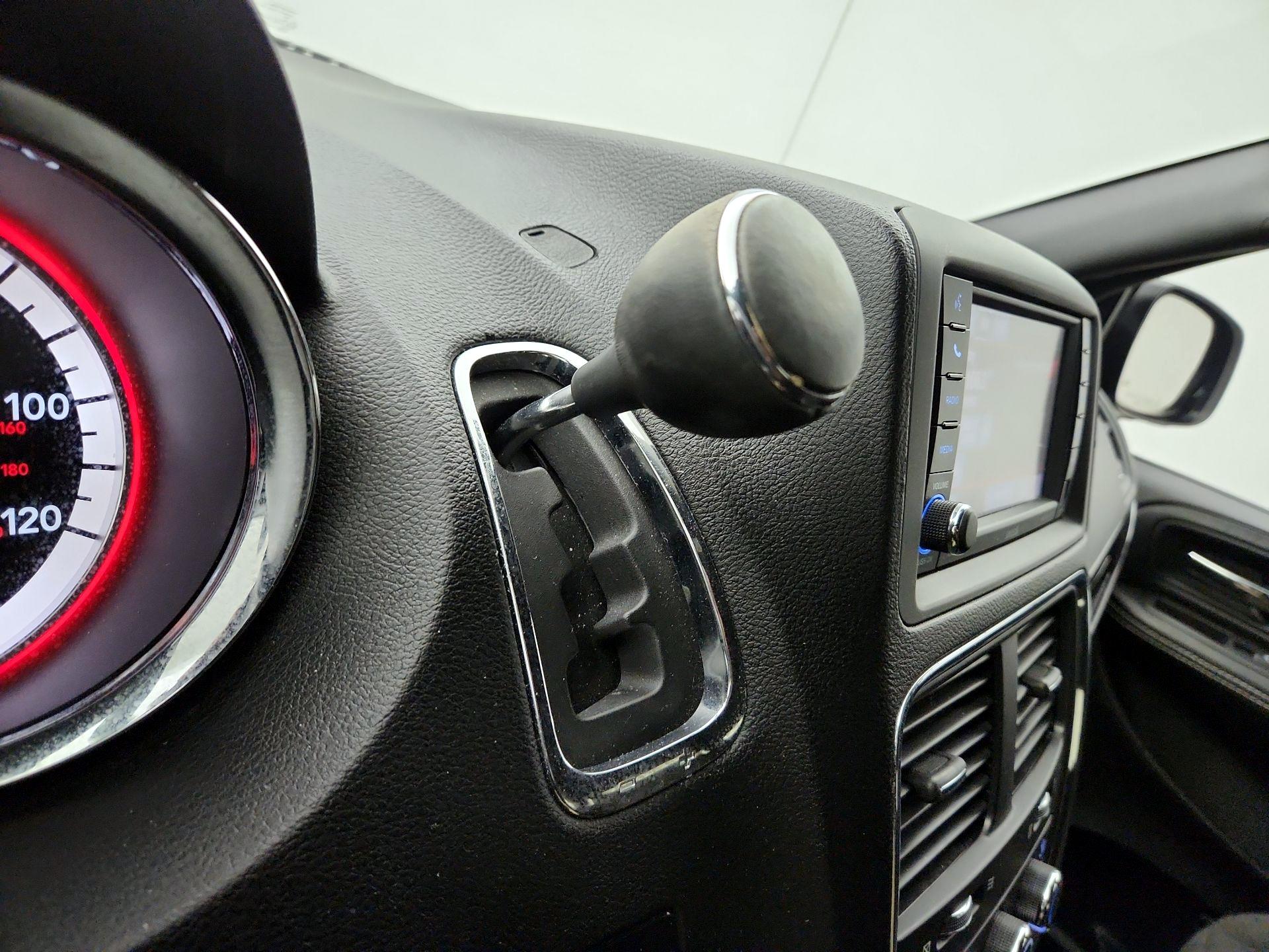 Thumbnail: 2017 Dodge Grand Caravan - 17