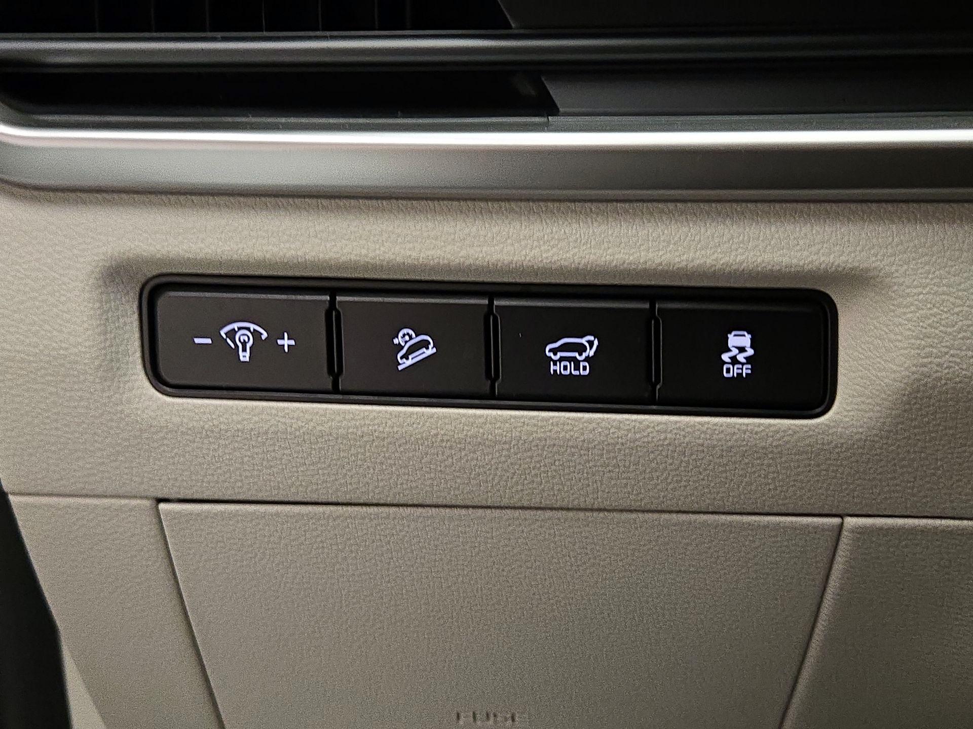 Thumbnail: 2023 Kia Telluride - 13