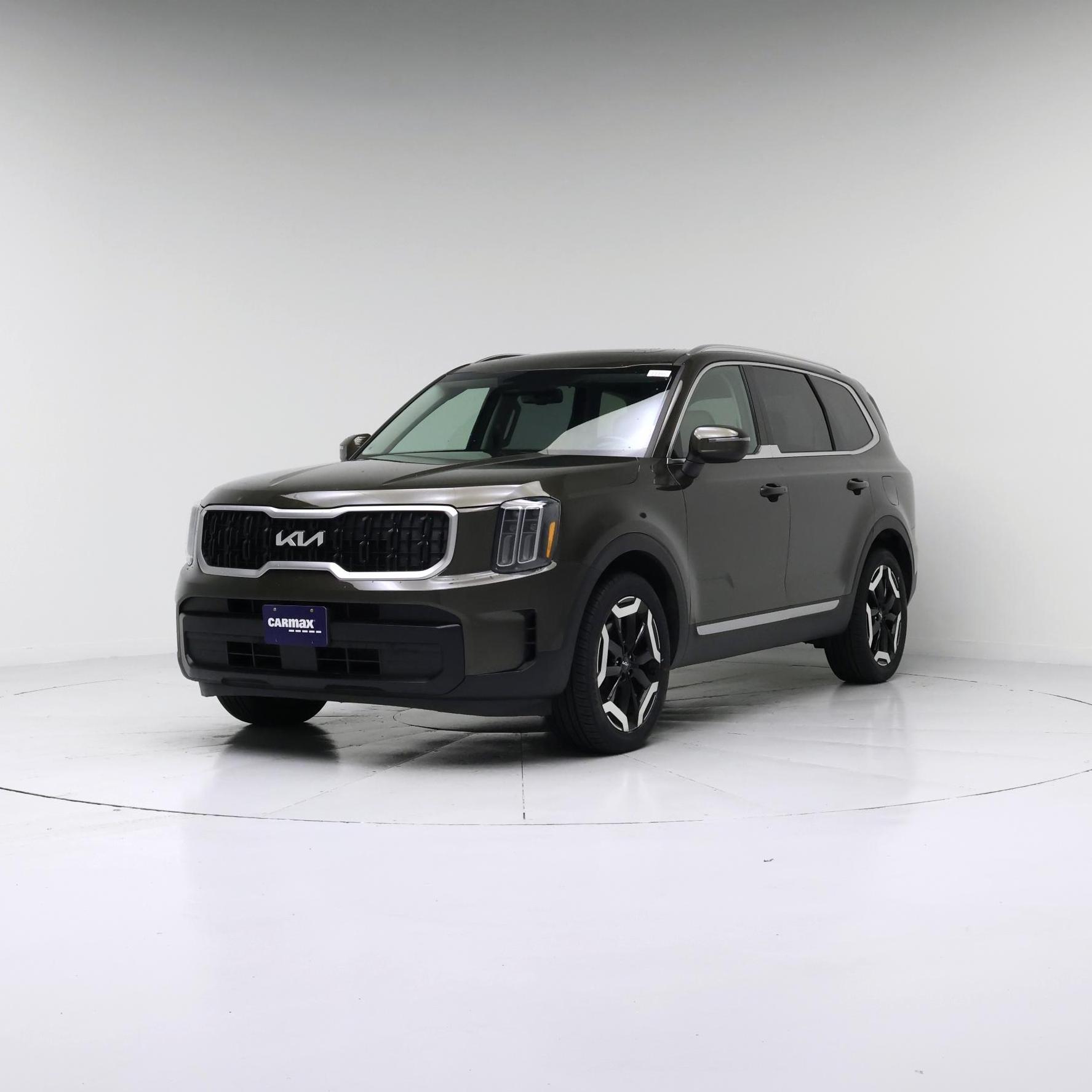 Thumbnail: 2023 Kia Telluride - 4