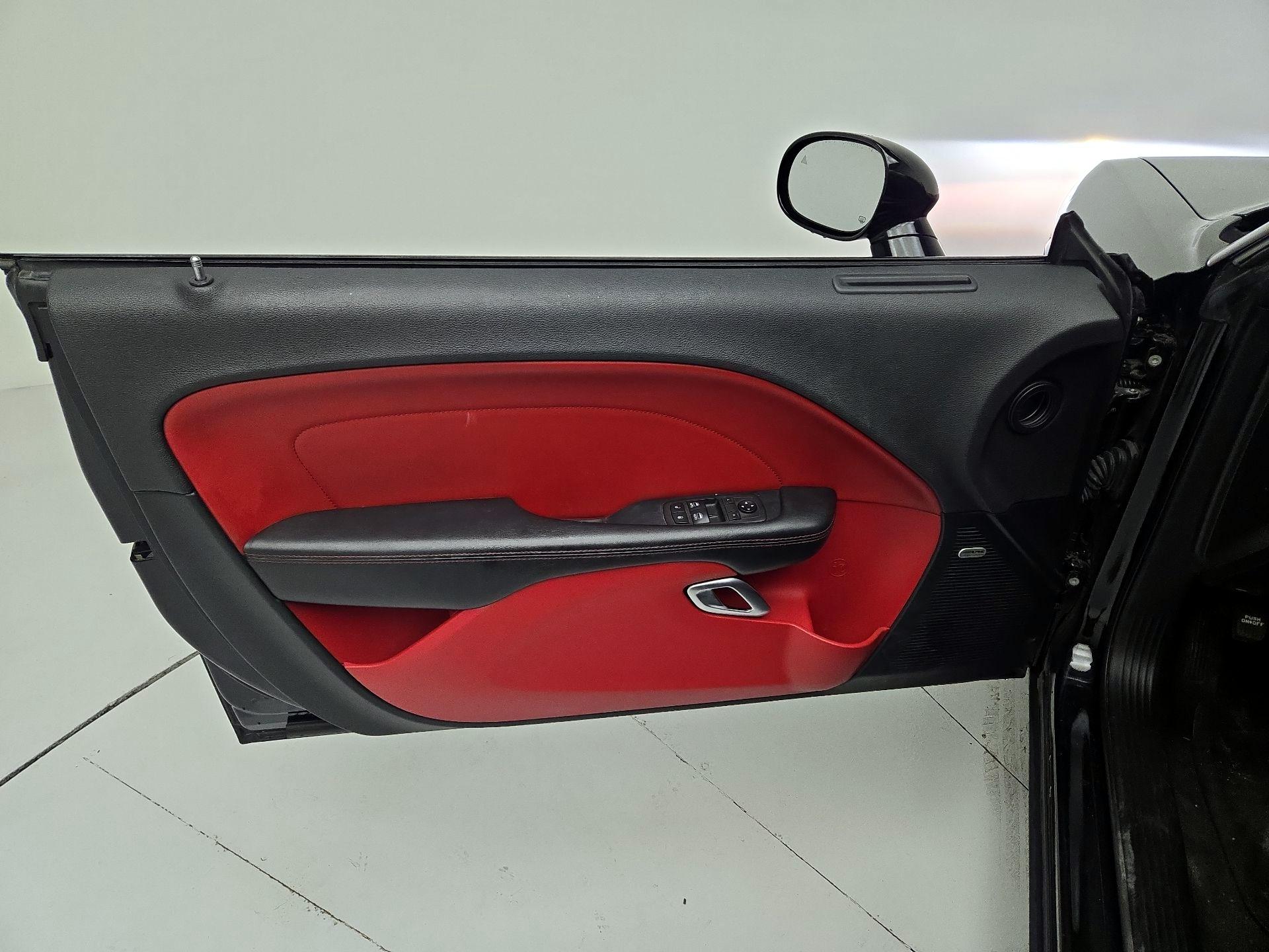 Thumbnail: 2018 Dodge Challenger - 12