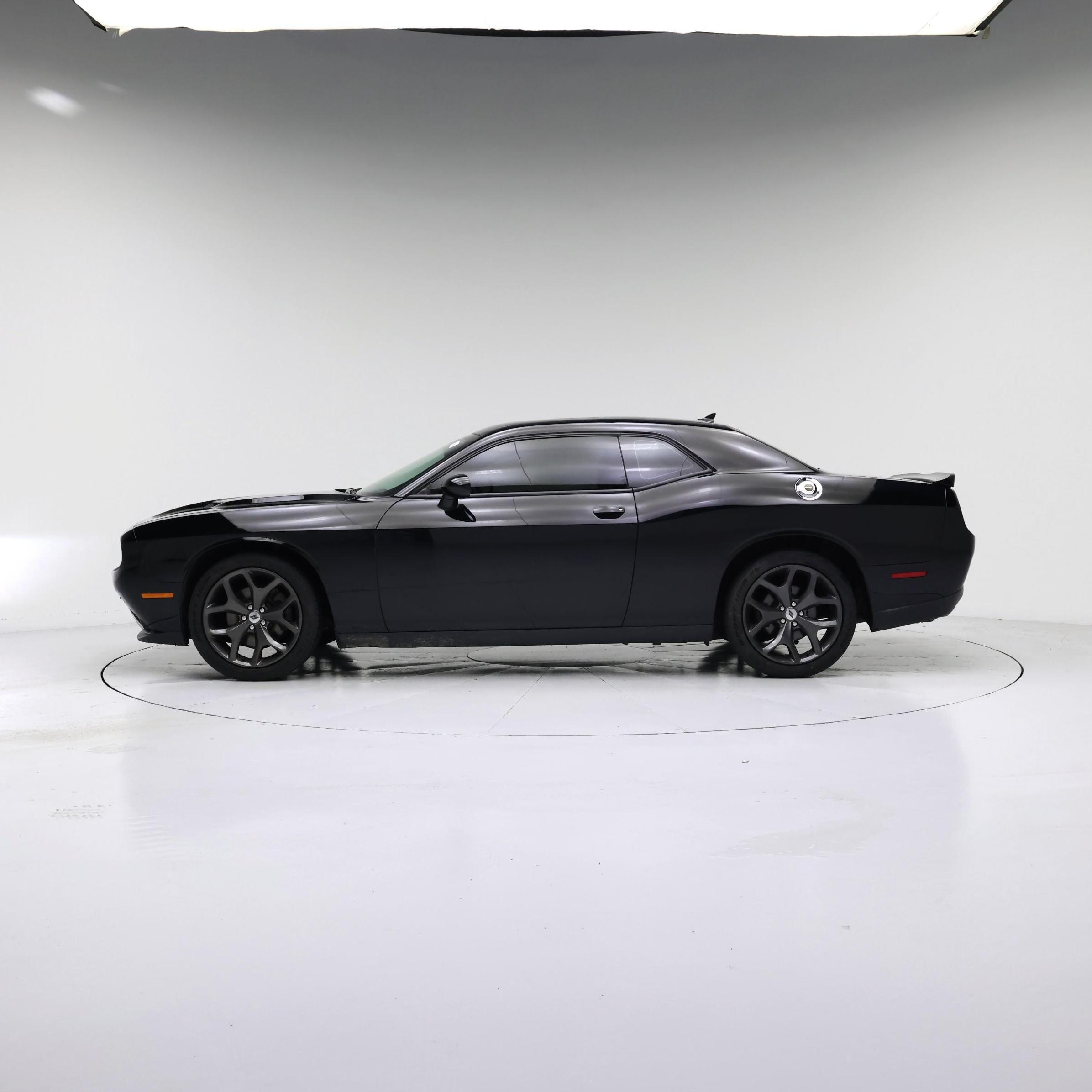 Thumbnail: 2018 Dodge Challenger - 3