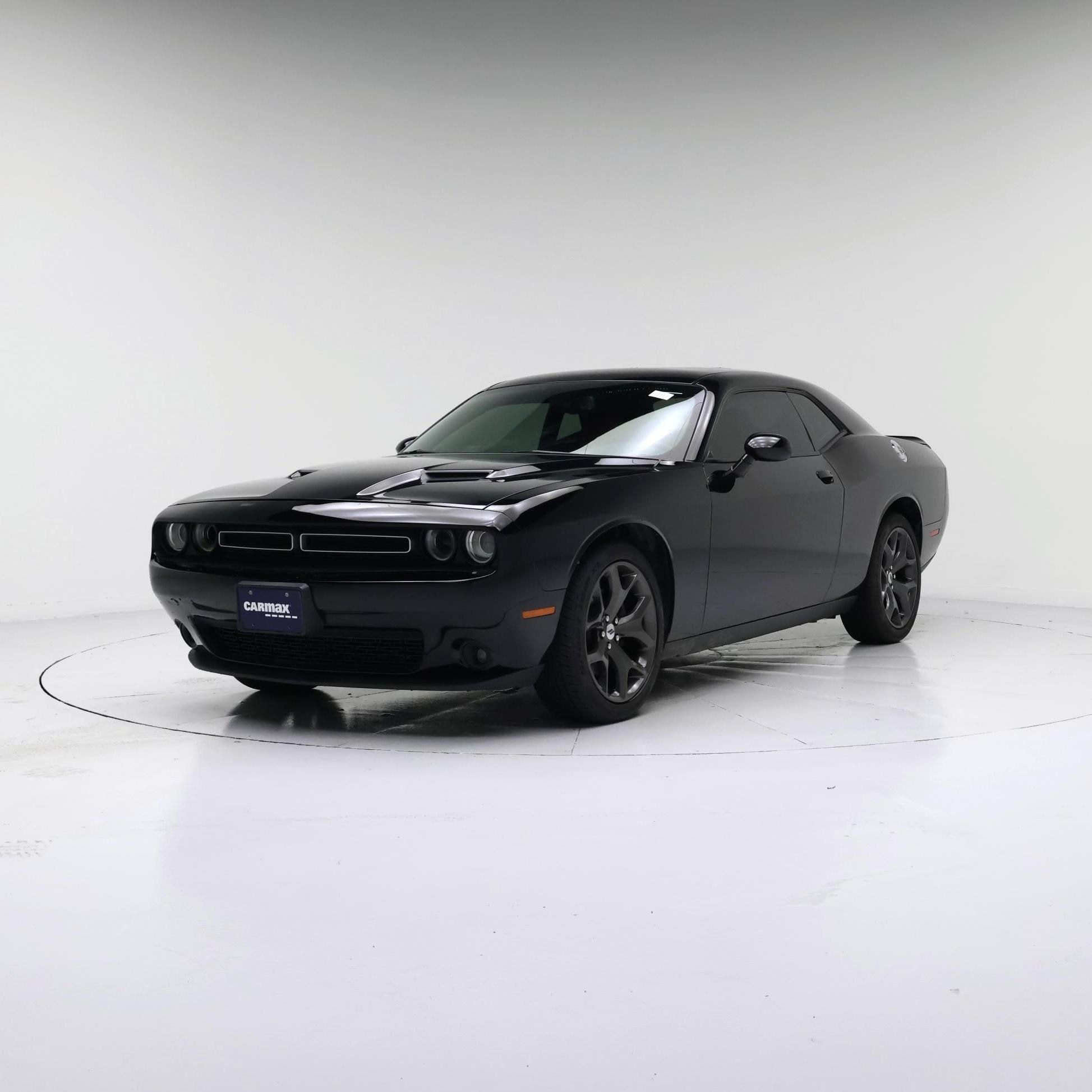 Thumbnail: 2018 Dodge Challenger - 4