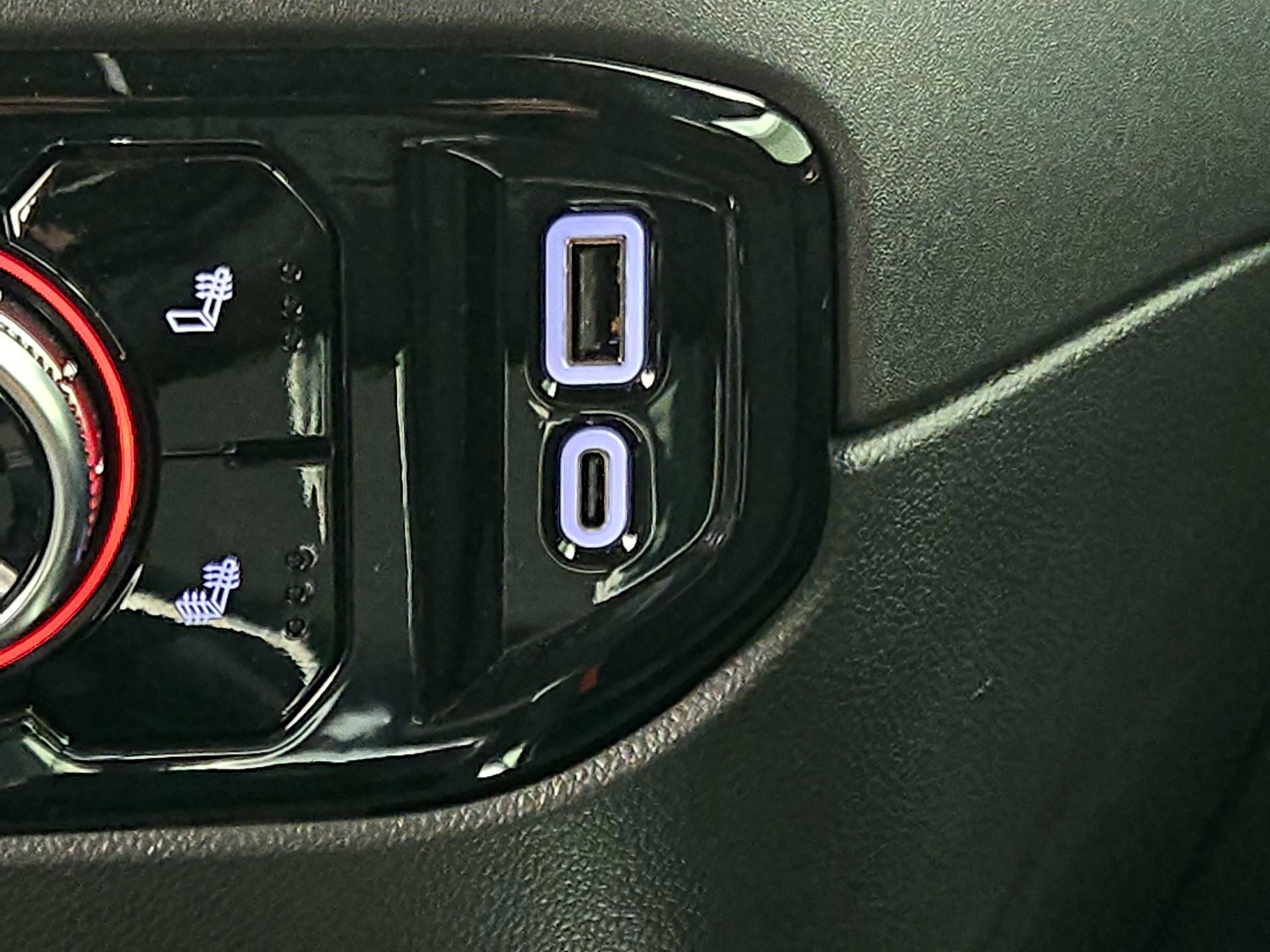 Thumbnail: 2024 GMC Sierra 1500 - 19