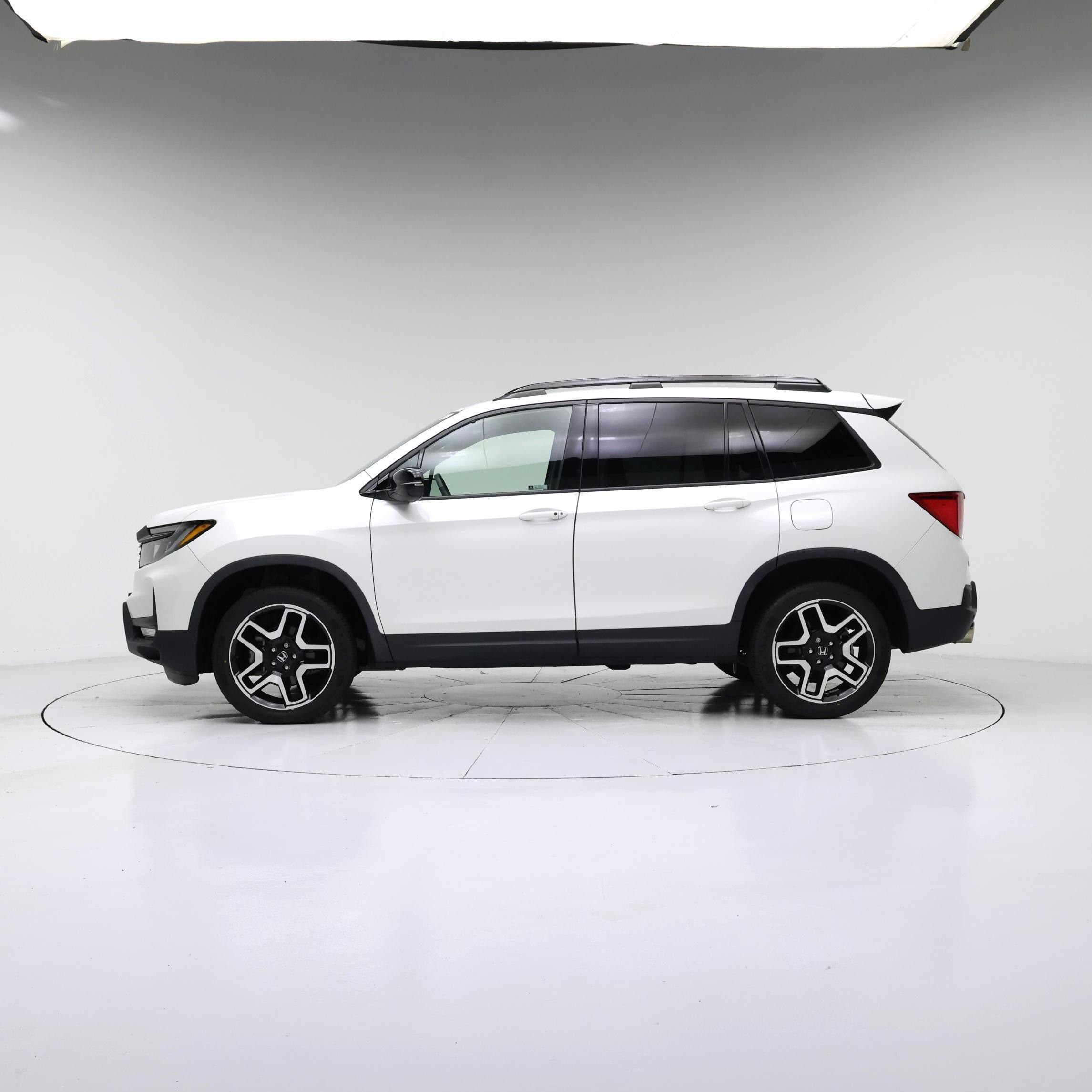 Thumbnail: 2022 Honda Passport - 3