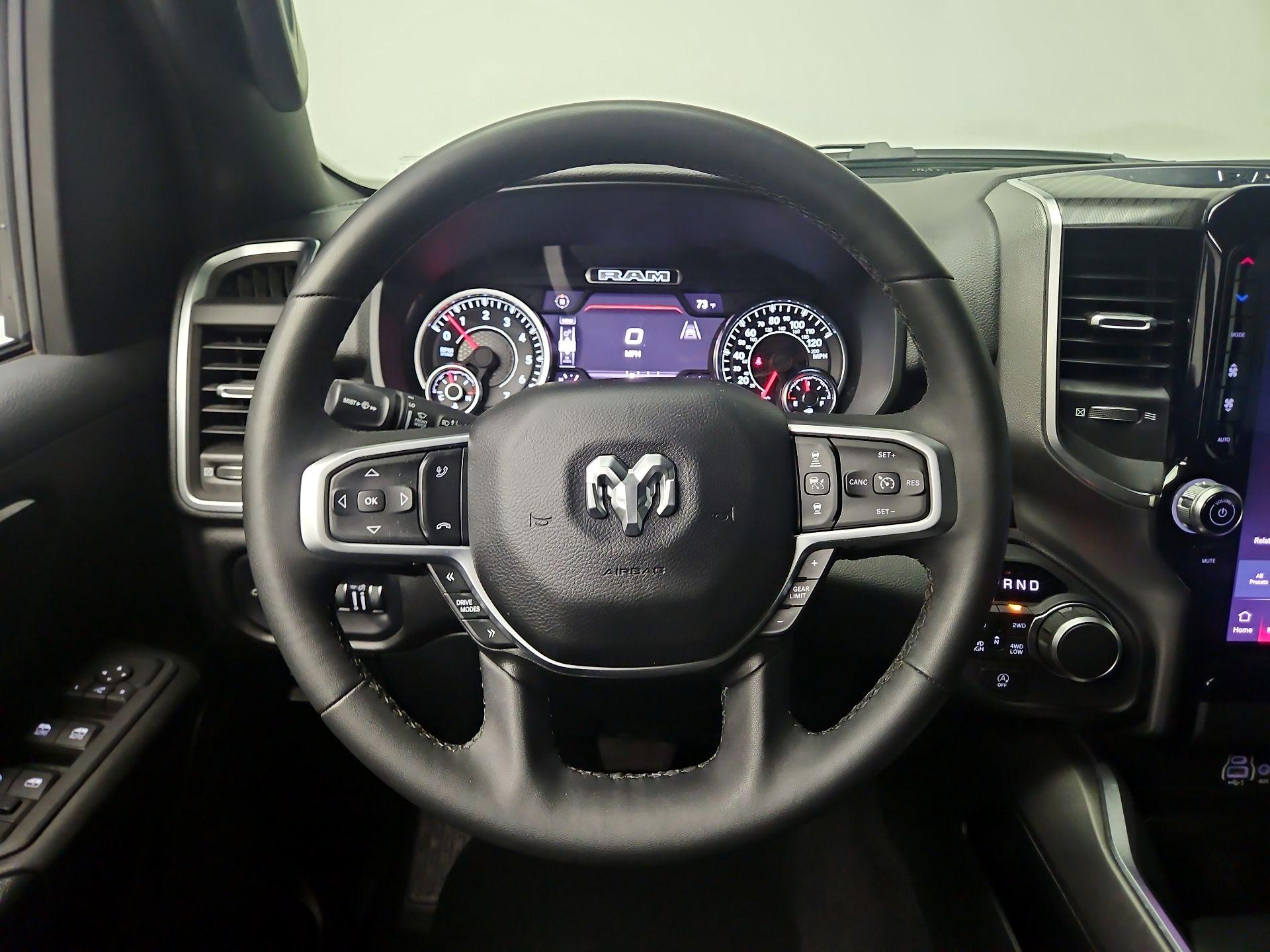 Thumbnail: 2025 RAM 1500 - 10