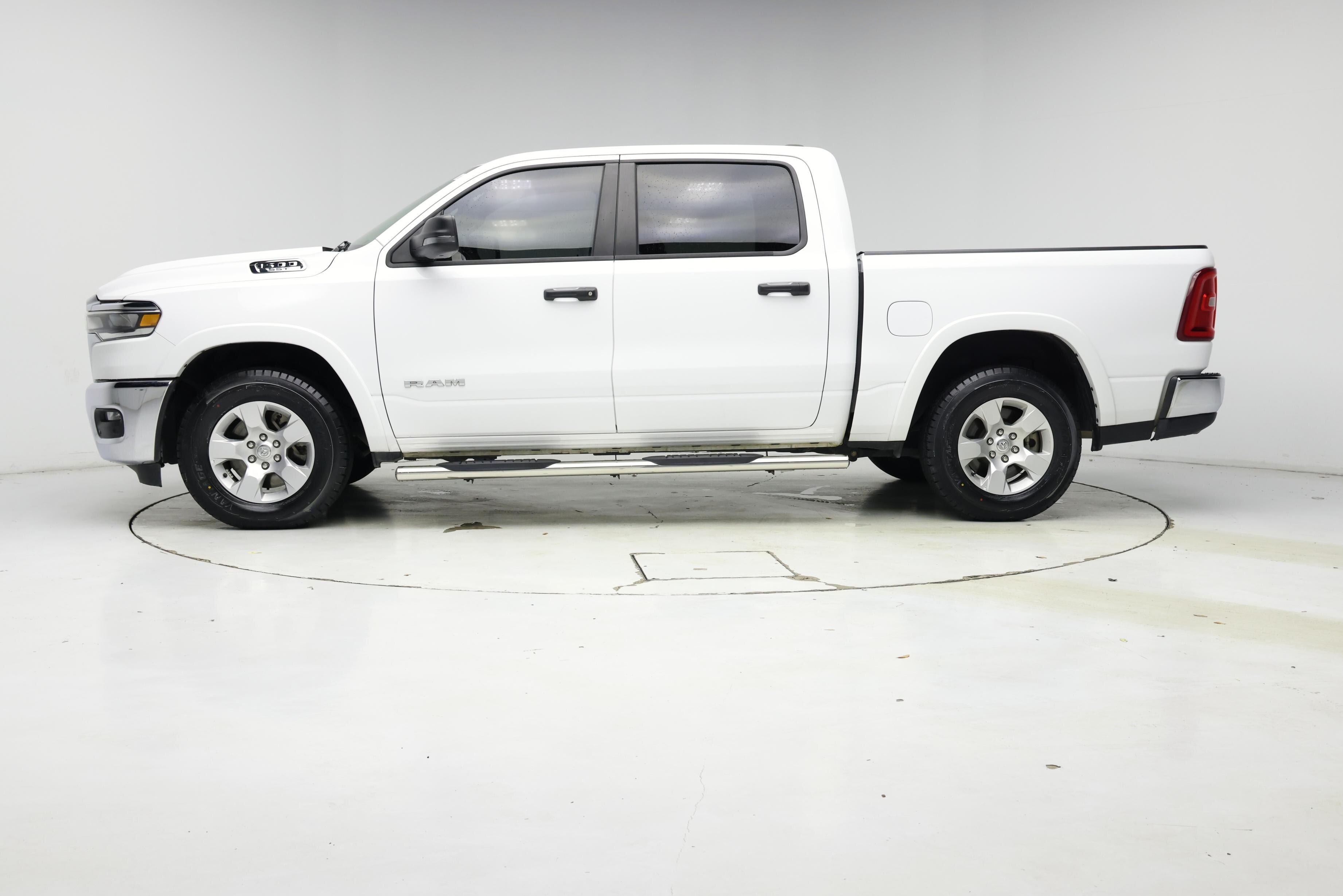 Thumbnail: 2025 RAM 1500 - 3