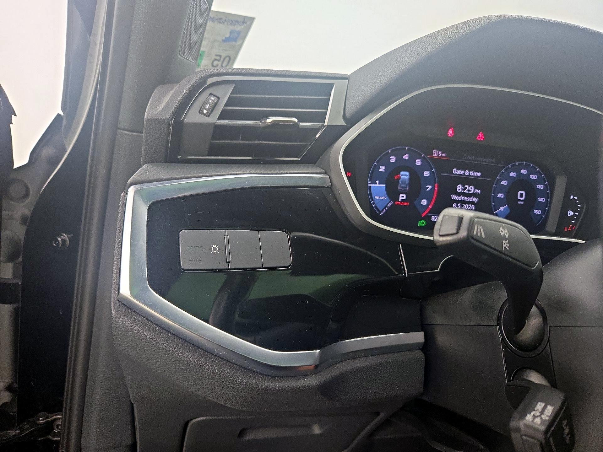 Thumbnail: 2020 Audi Q3 - 13