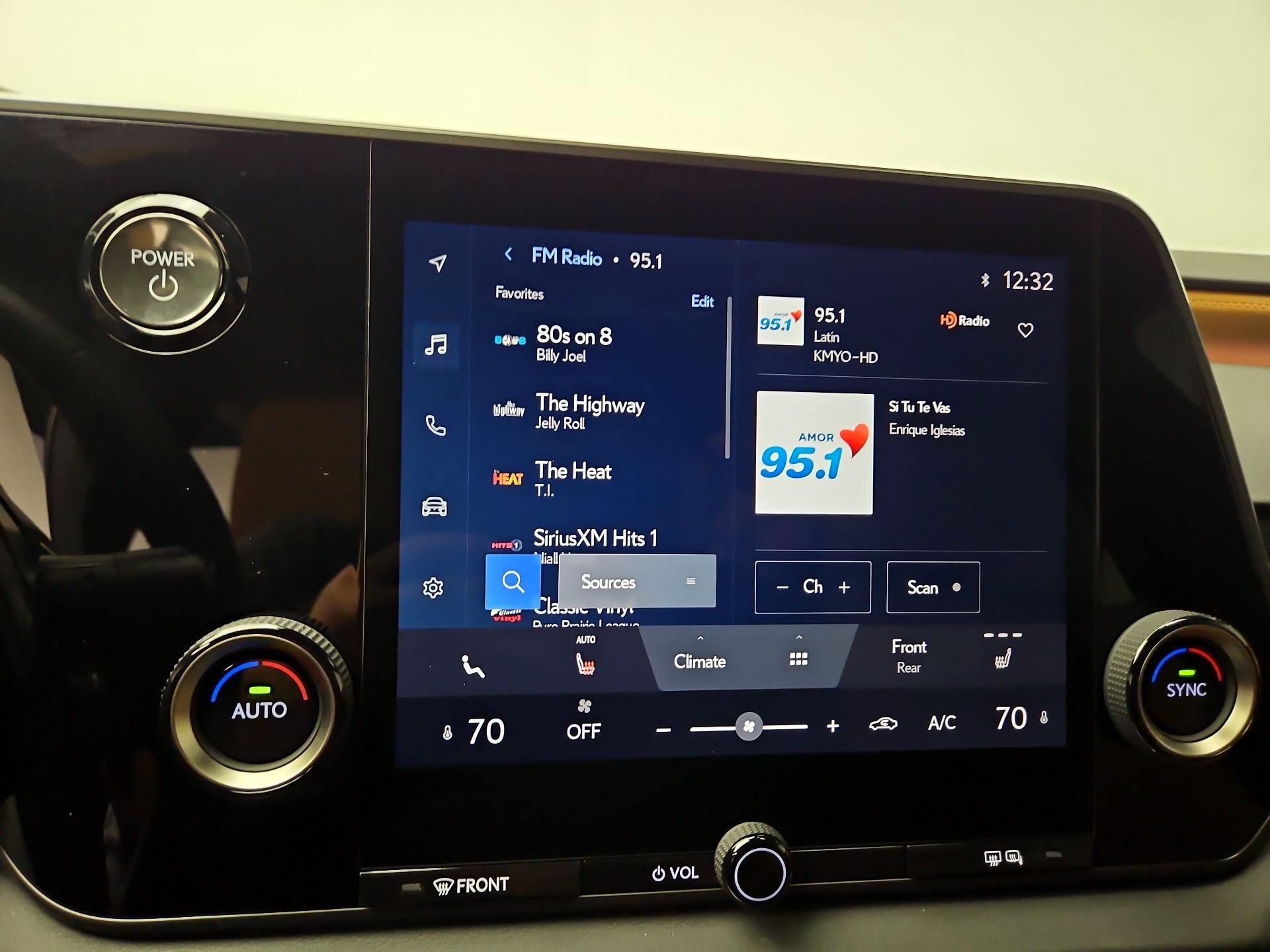 Thumbnail: 2025 Lexus RX - 15