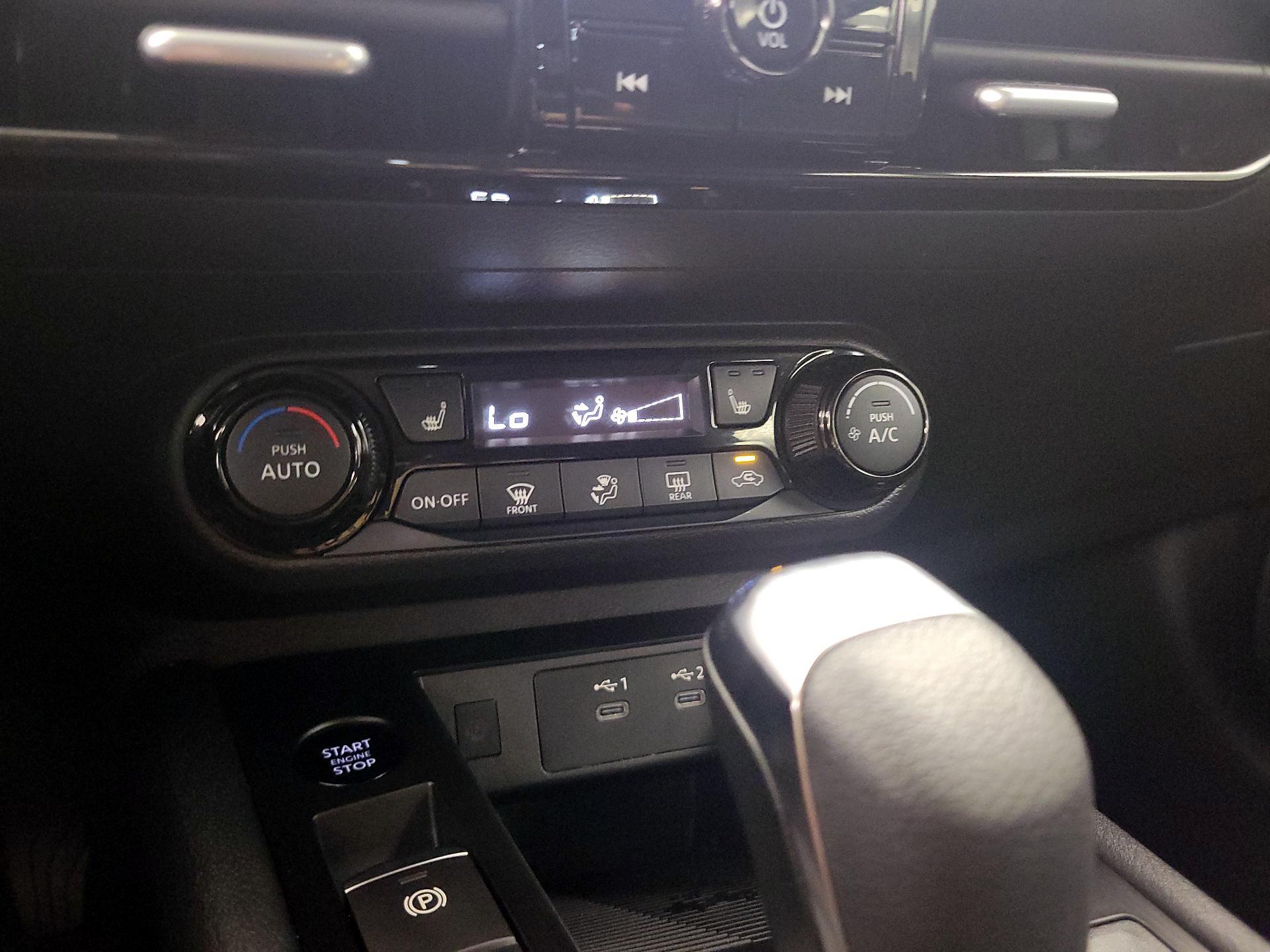 Thumbnail: 2026 Nissan Kicks - 16