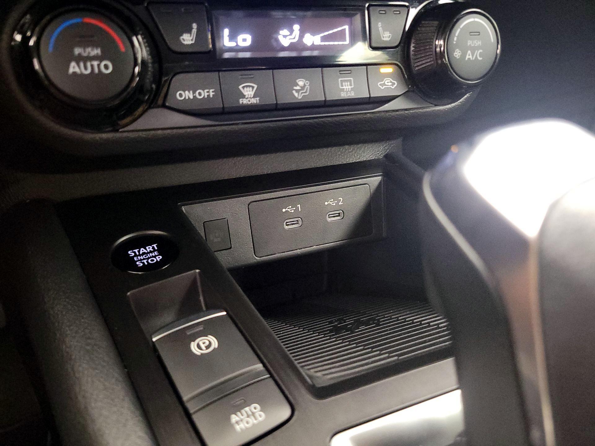 Thumbnail: 2026 Nissan Kicks - 18