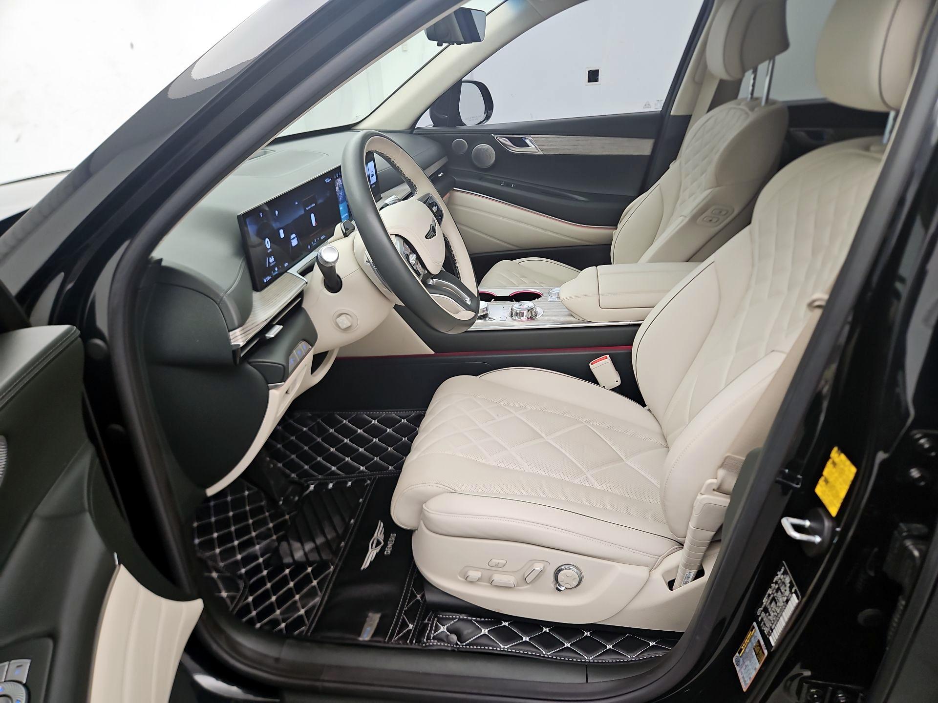 Thumbnail: 2025 Genesis GV80 - 11