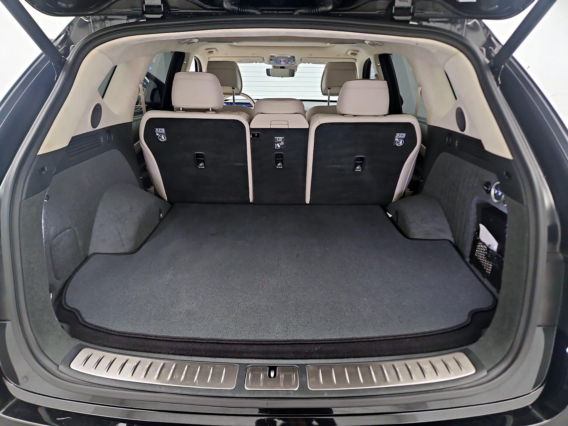 Thumbnail: 2025 Genesis GV80 - 17