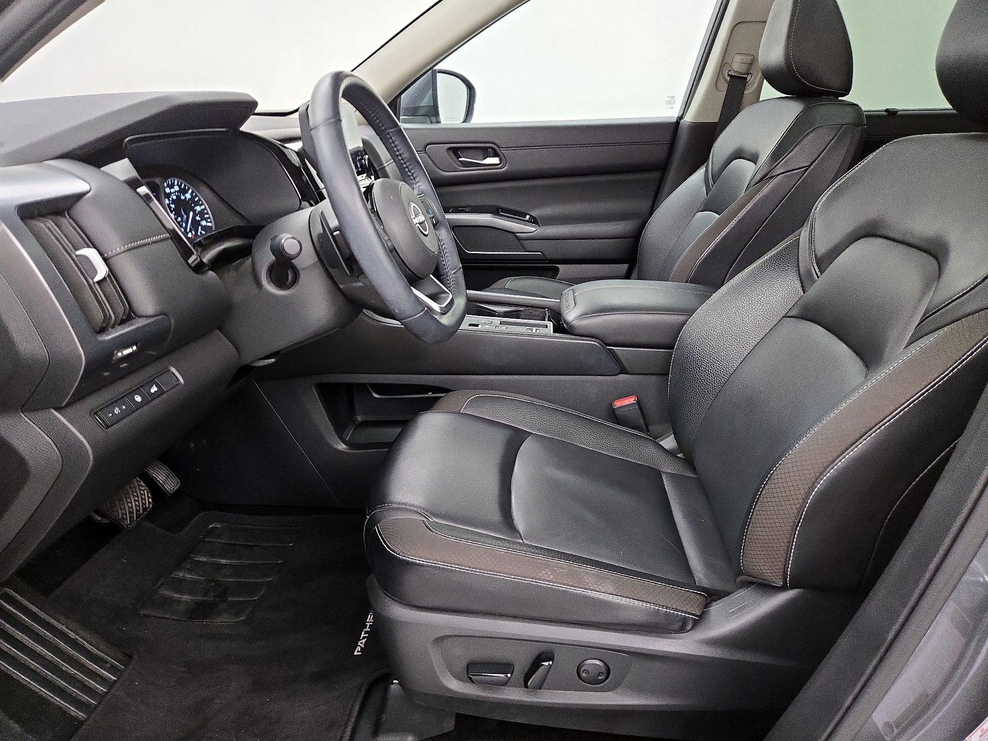 Thumbnail: 2024 Nissan Pathfinder - 11