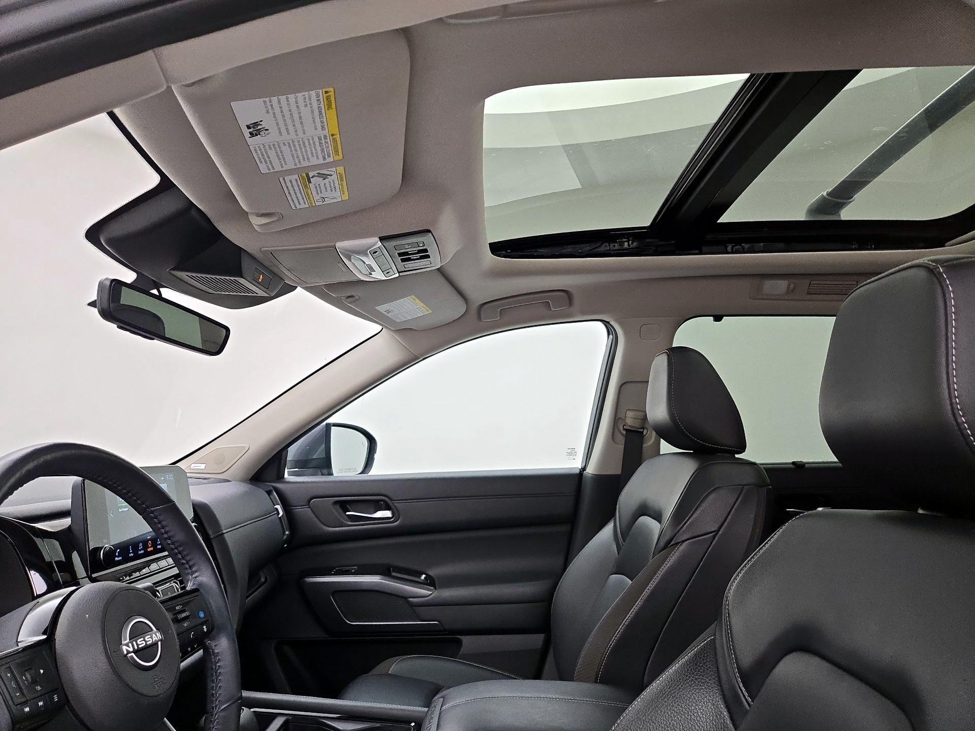 Thumbnail: 2024 Nissan Pathfinder - 20