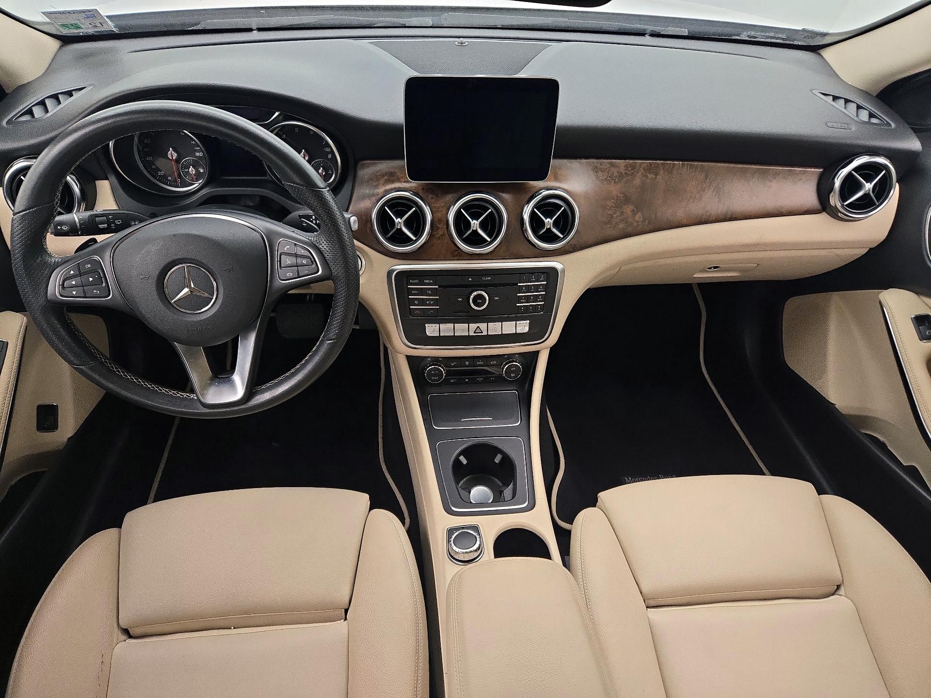 Thumbnail: 2019 Mercedes-Benz GLA - 9