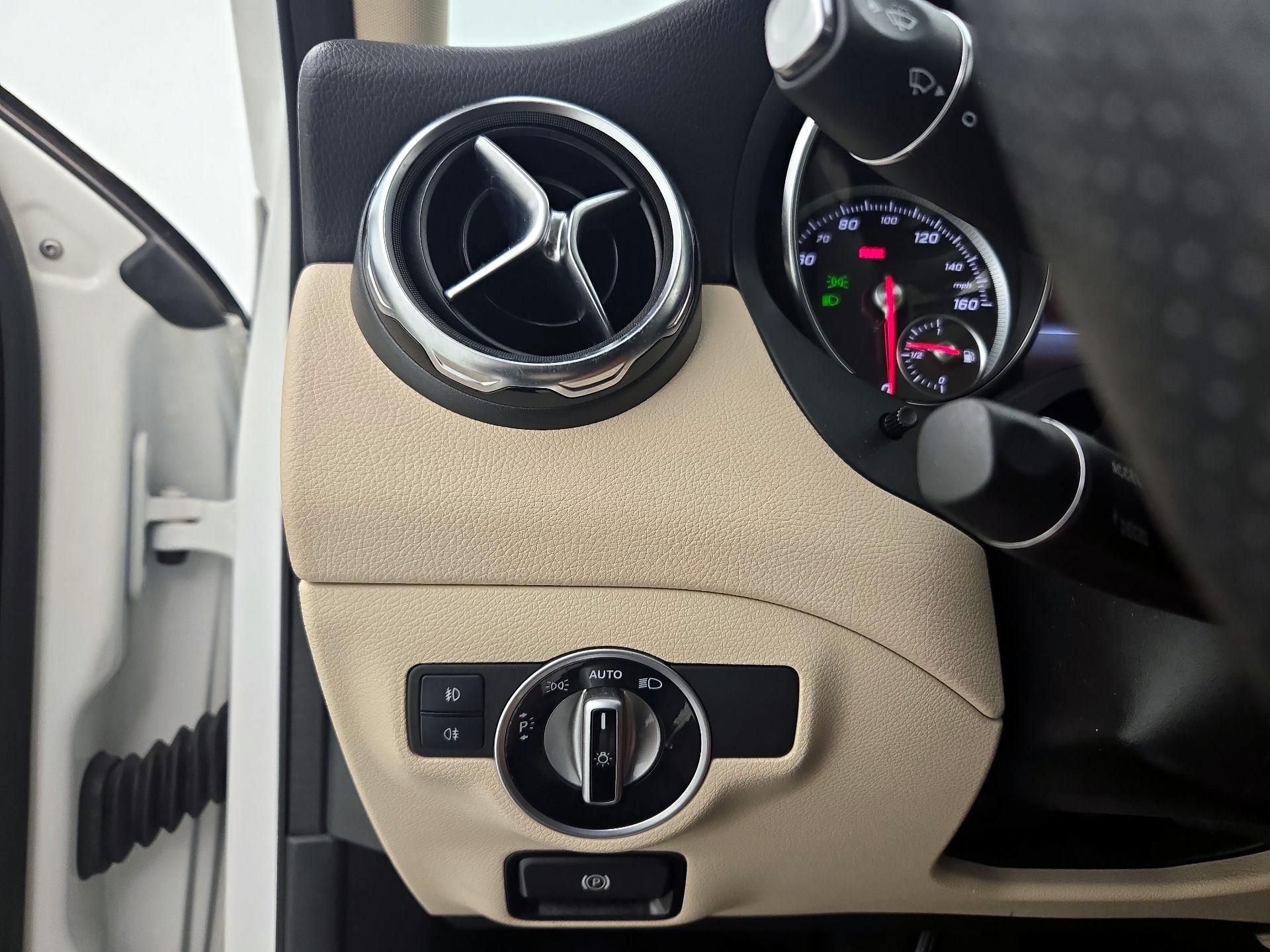 Thumbnail: 2019 Mercedes-Benz GLA - 13