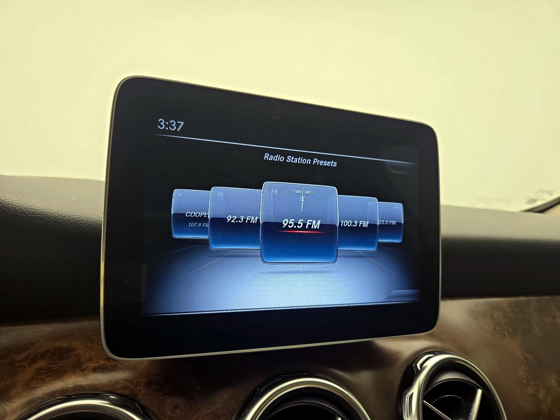 Thumbnail: 2019 Mercedes-Benz GLA - 15