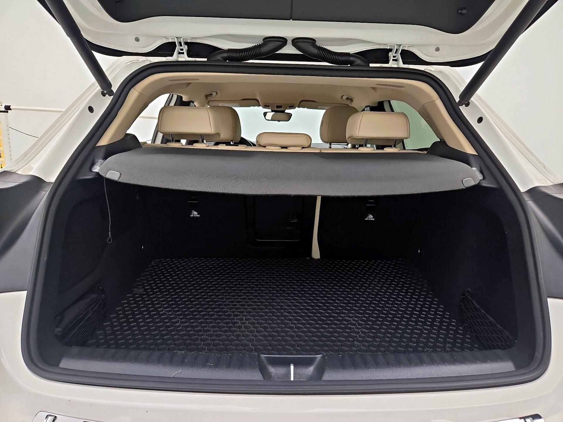 Thumbnail: 2019 Mercedes-Benz GLA - 20