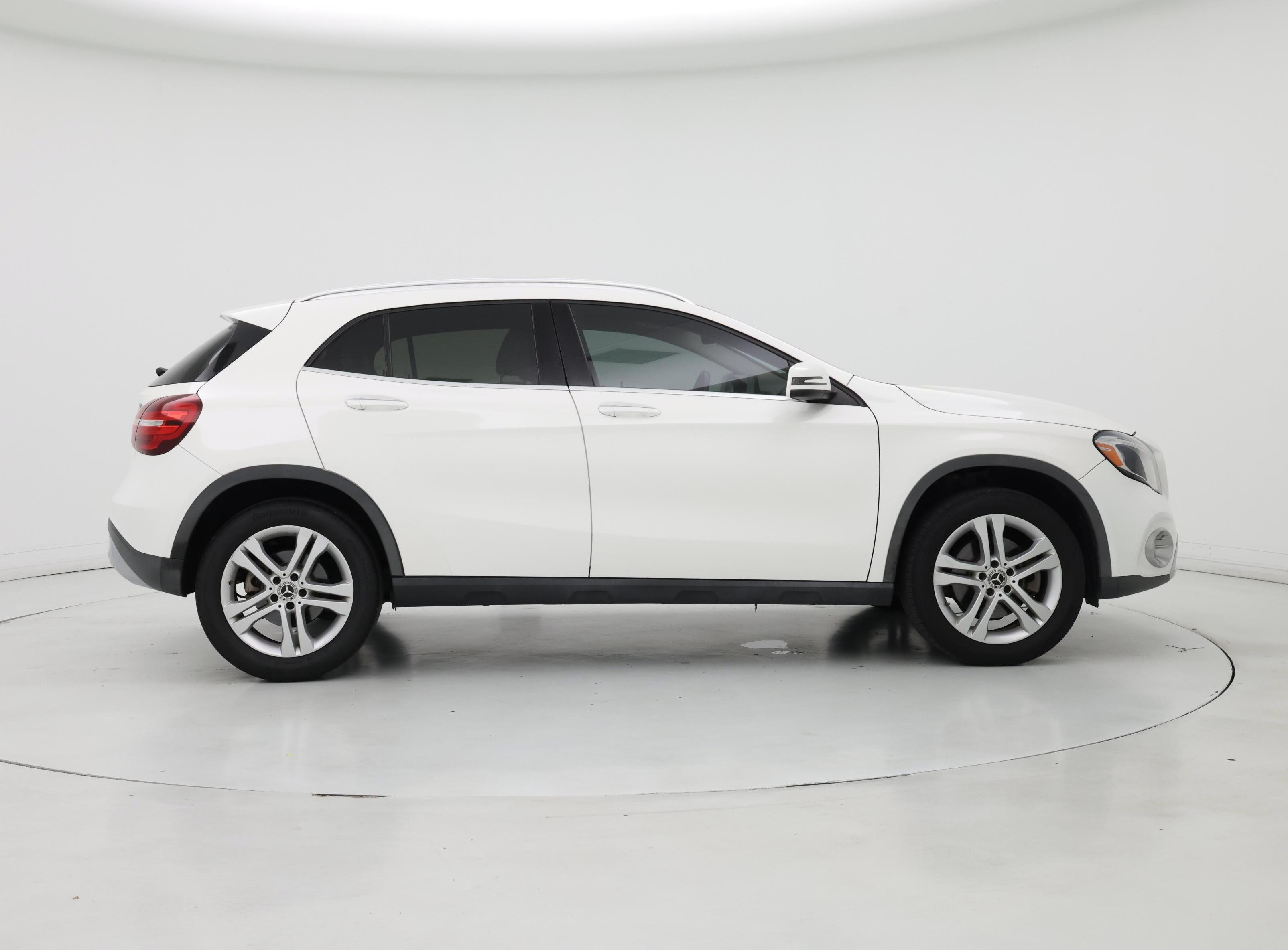 Thumbnail: 2019 Mercedes-Benz GLA - 7