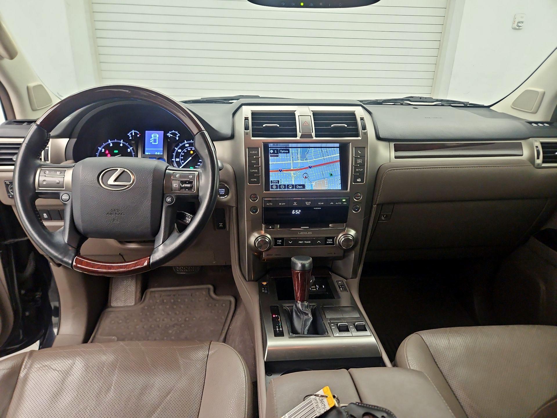 Thumbnail: 2014 Lexus GX - 9
