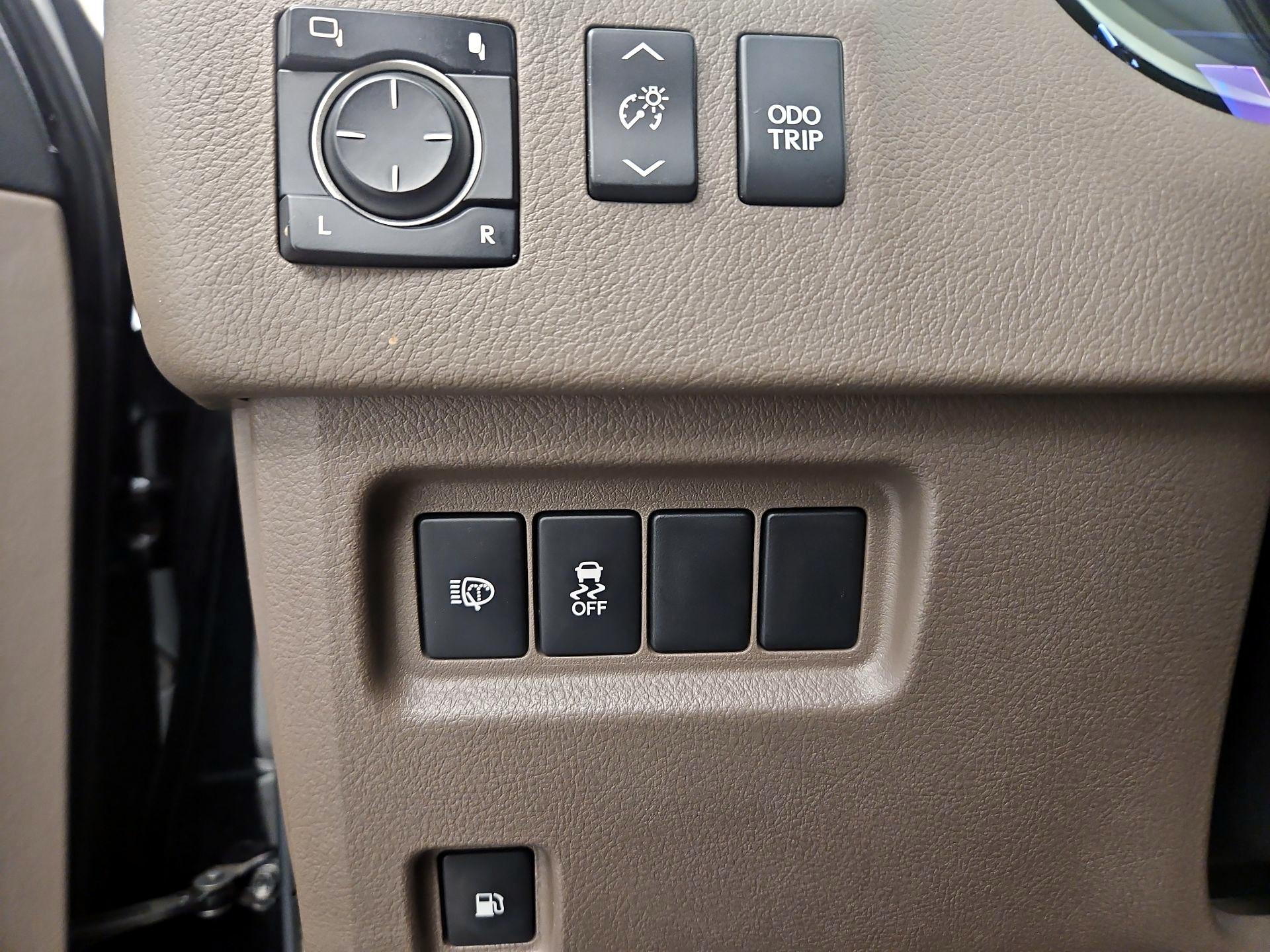 Thumbnail: 2014 Lexus GX - 13
