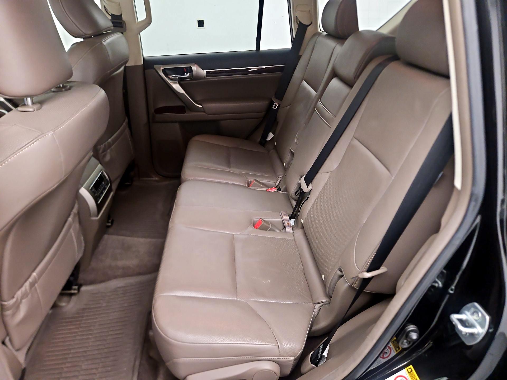 Thumbnail: 2014 Lexus GX - 19