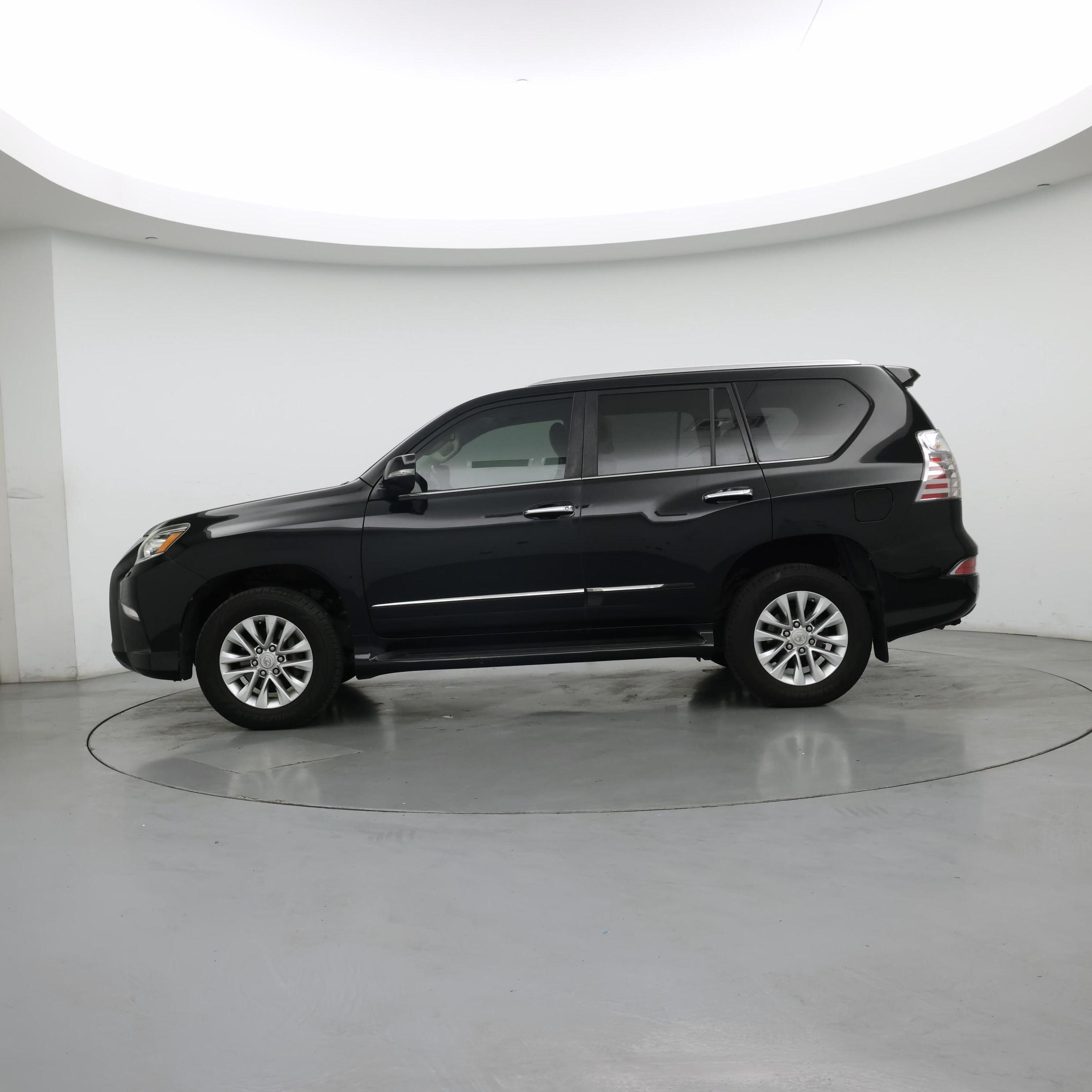 Thumbnail: 2014 Lexus GX - 3