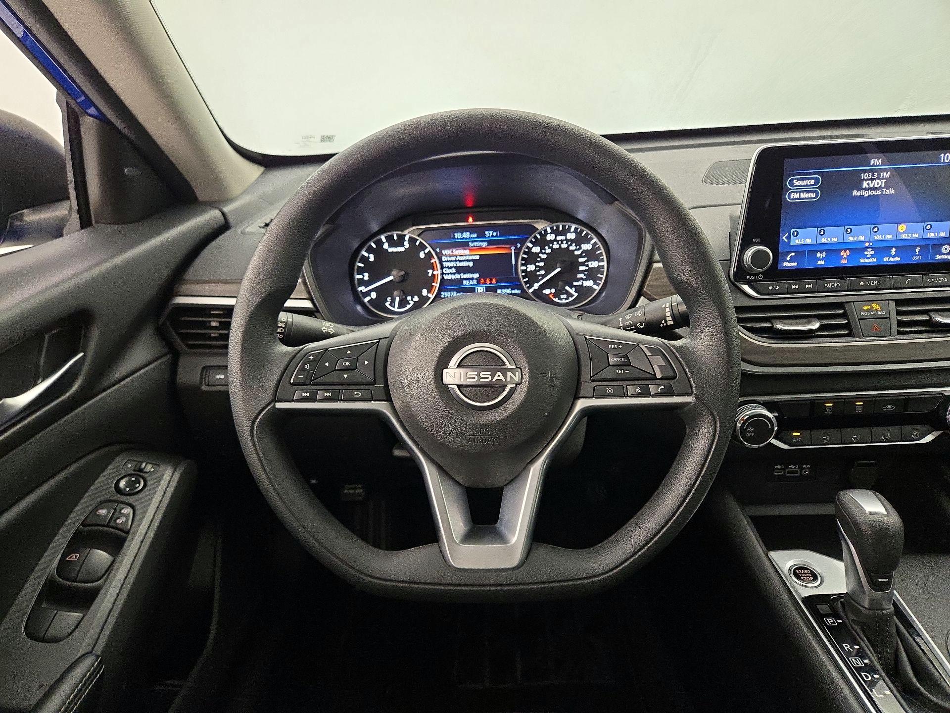 Thumbnail: 2025 Nissan Altima - 10