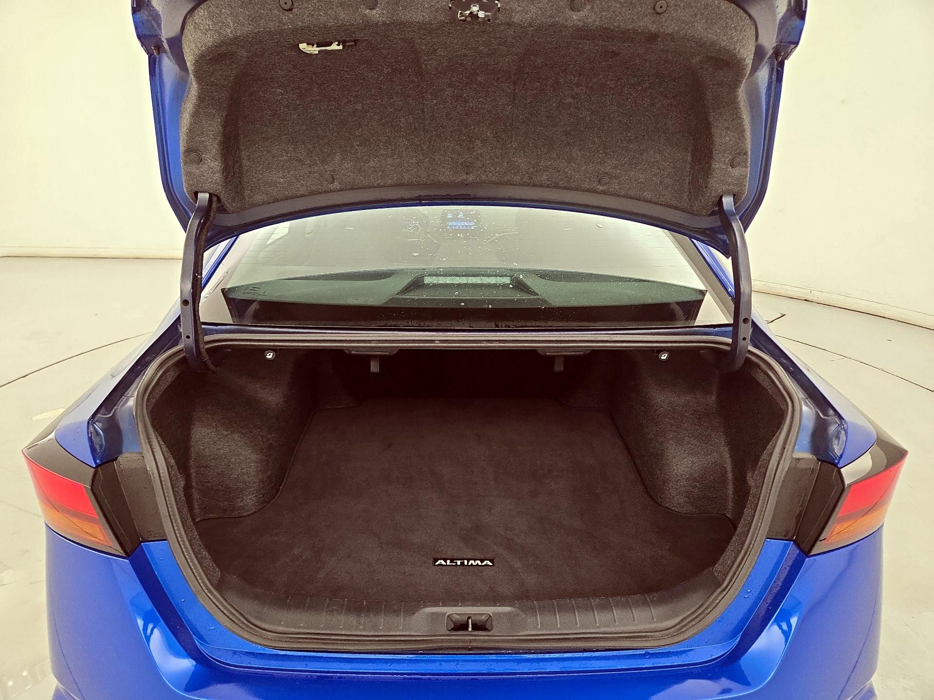 Thumbnail: 2025 Nissan Altima - 20